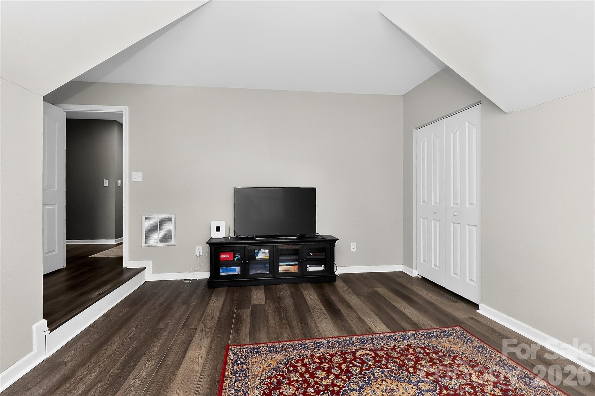 17126 Cambridge Woods Court — Charlotte