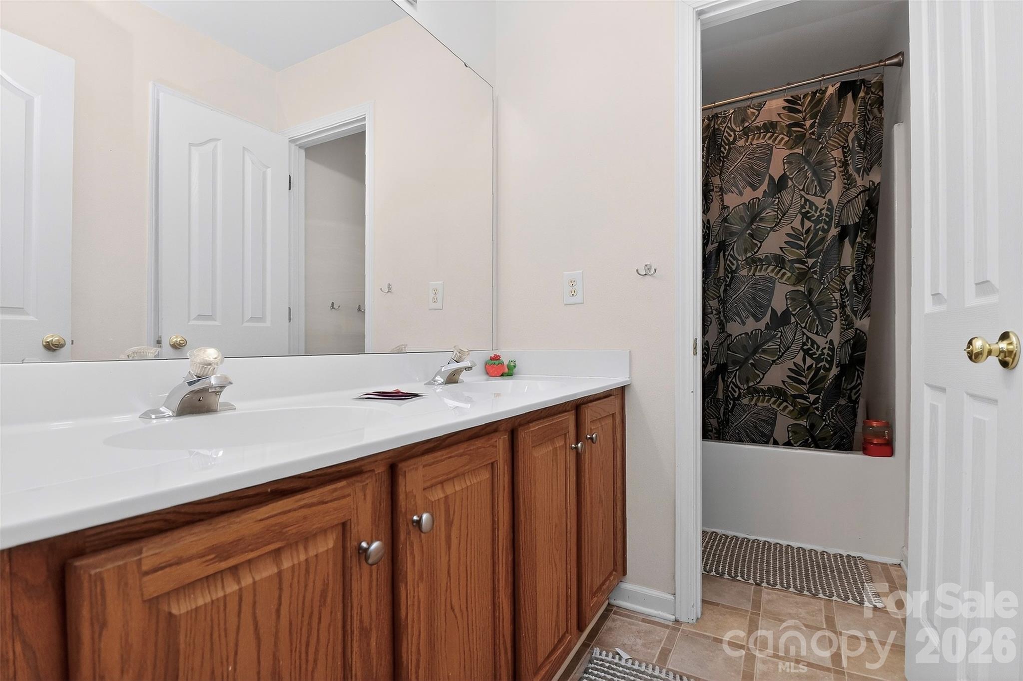 17126 Cambridge Woods Court — Charlotte