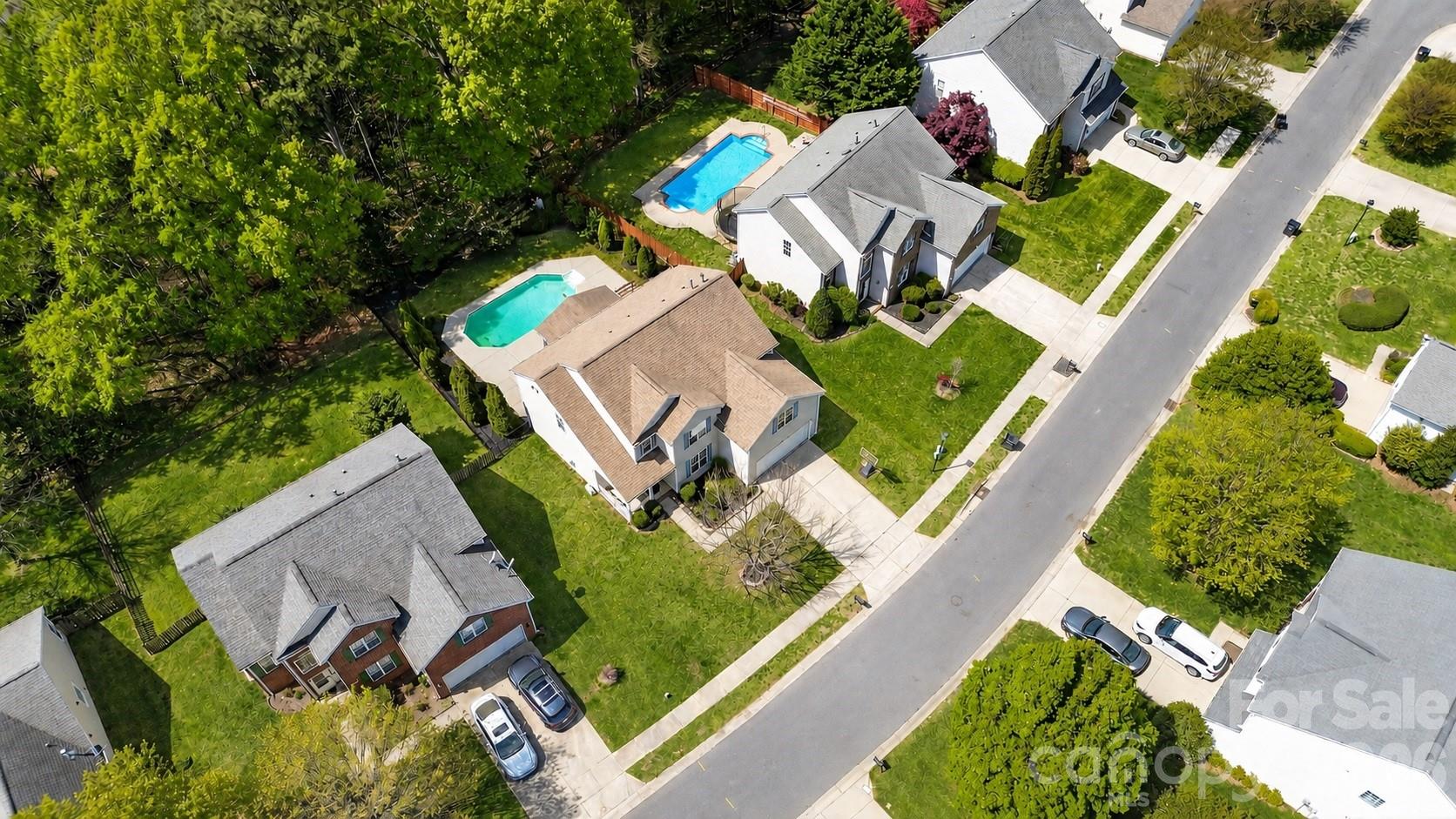 17126 Cambridge Woods Court — Charlotte