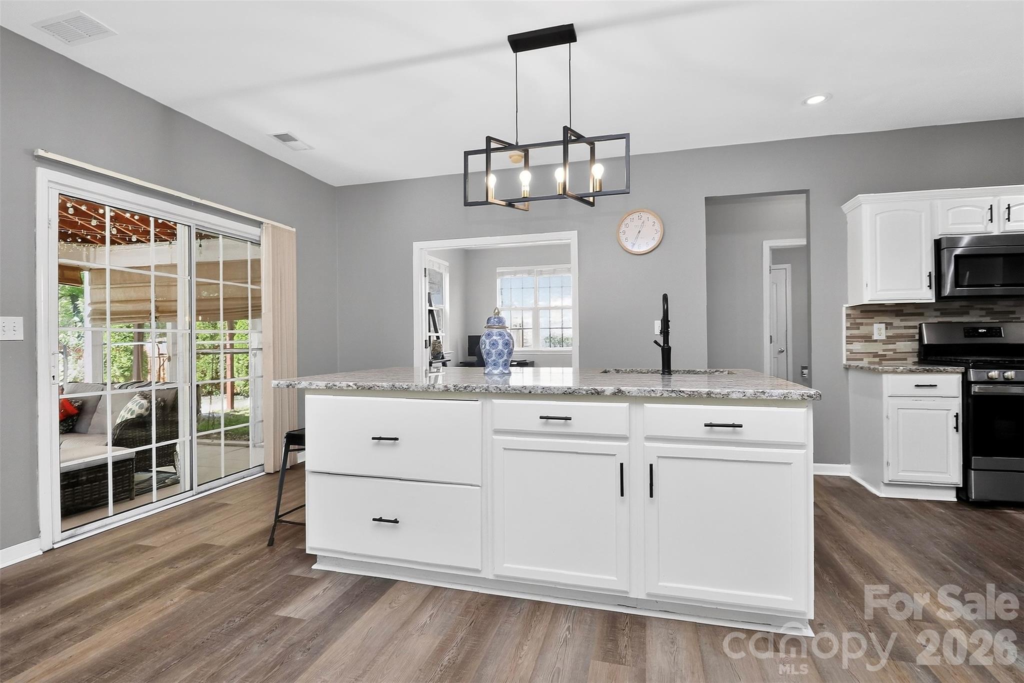 17126 Cambridge Woods Court — Charlotte