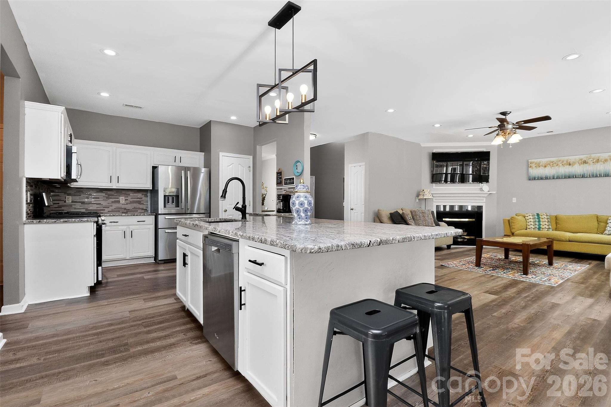 17126 Cambridge Woods Court — Charlotte