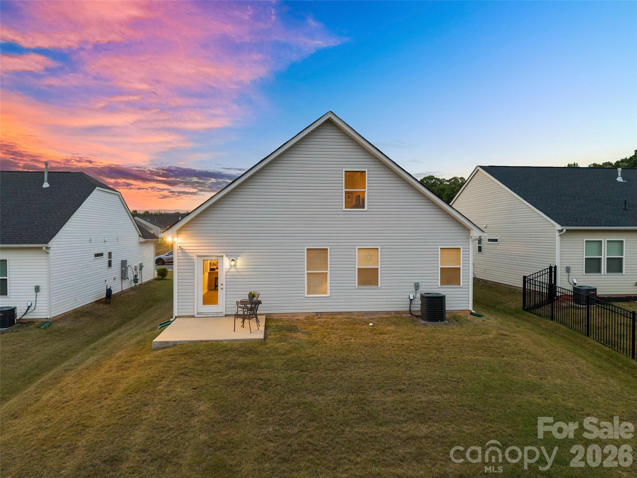1986 Ambrose Way — Denver