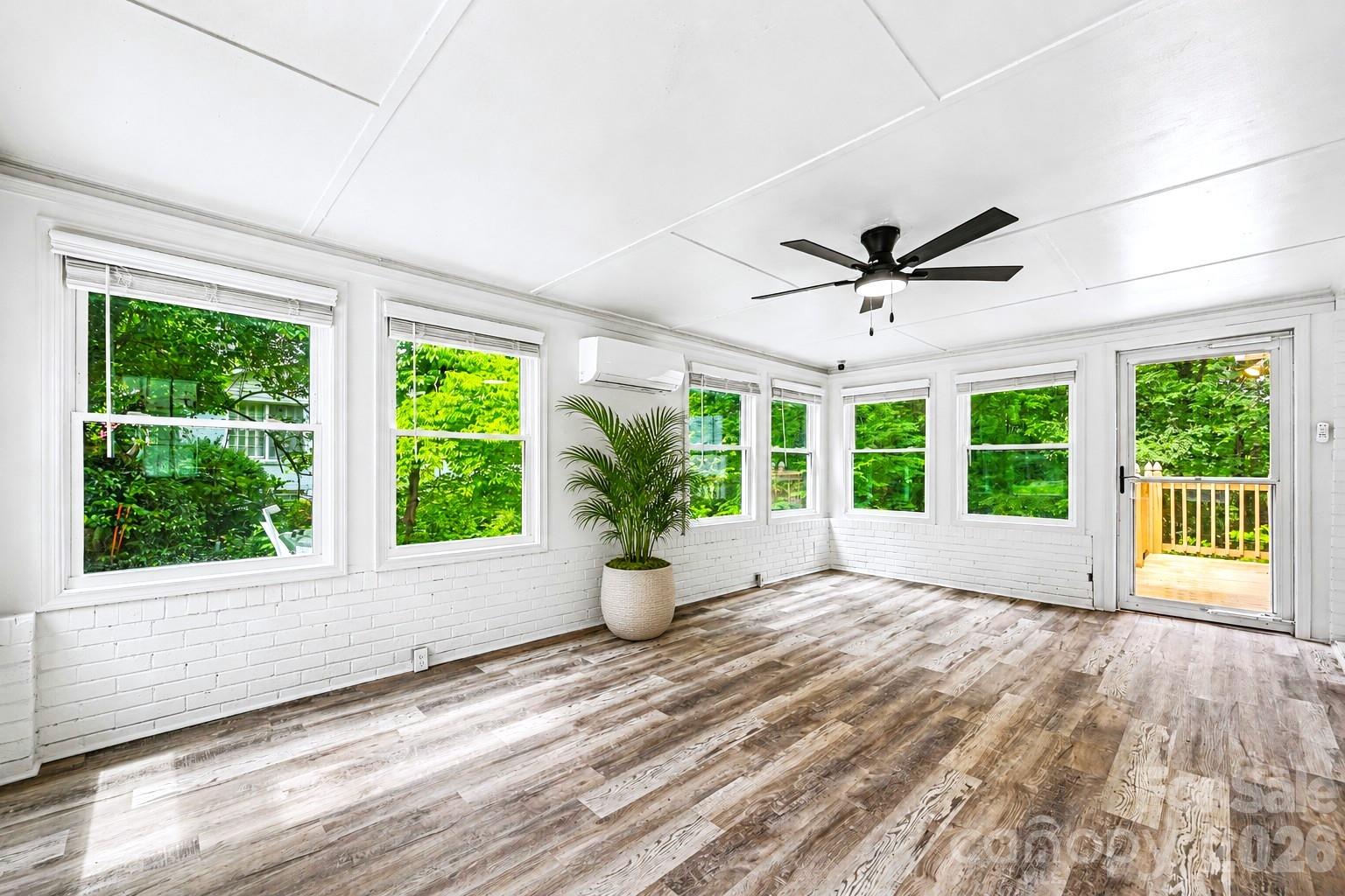 716 Grandview Drive NE — Concord