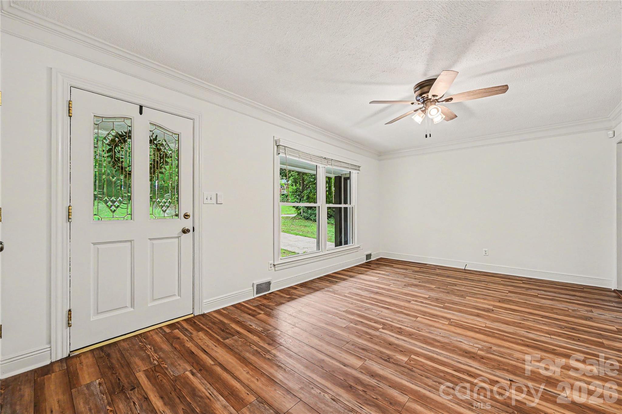 716 Grandview Drive NE — Concord