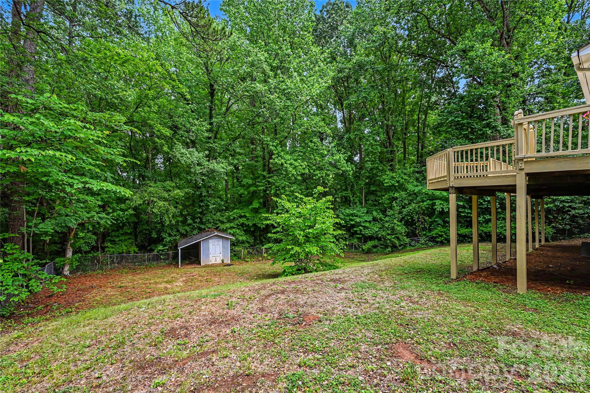 716 Grandview Drive NE — Concord