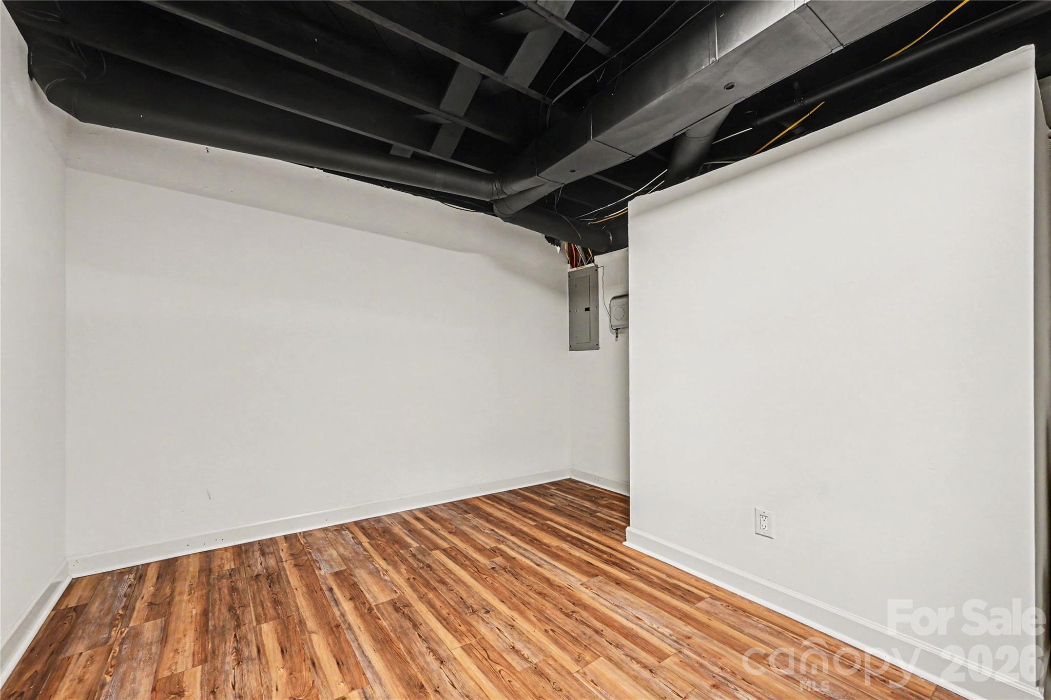 716 Grandview Drive NE — Concord