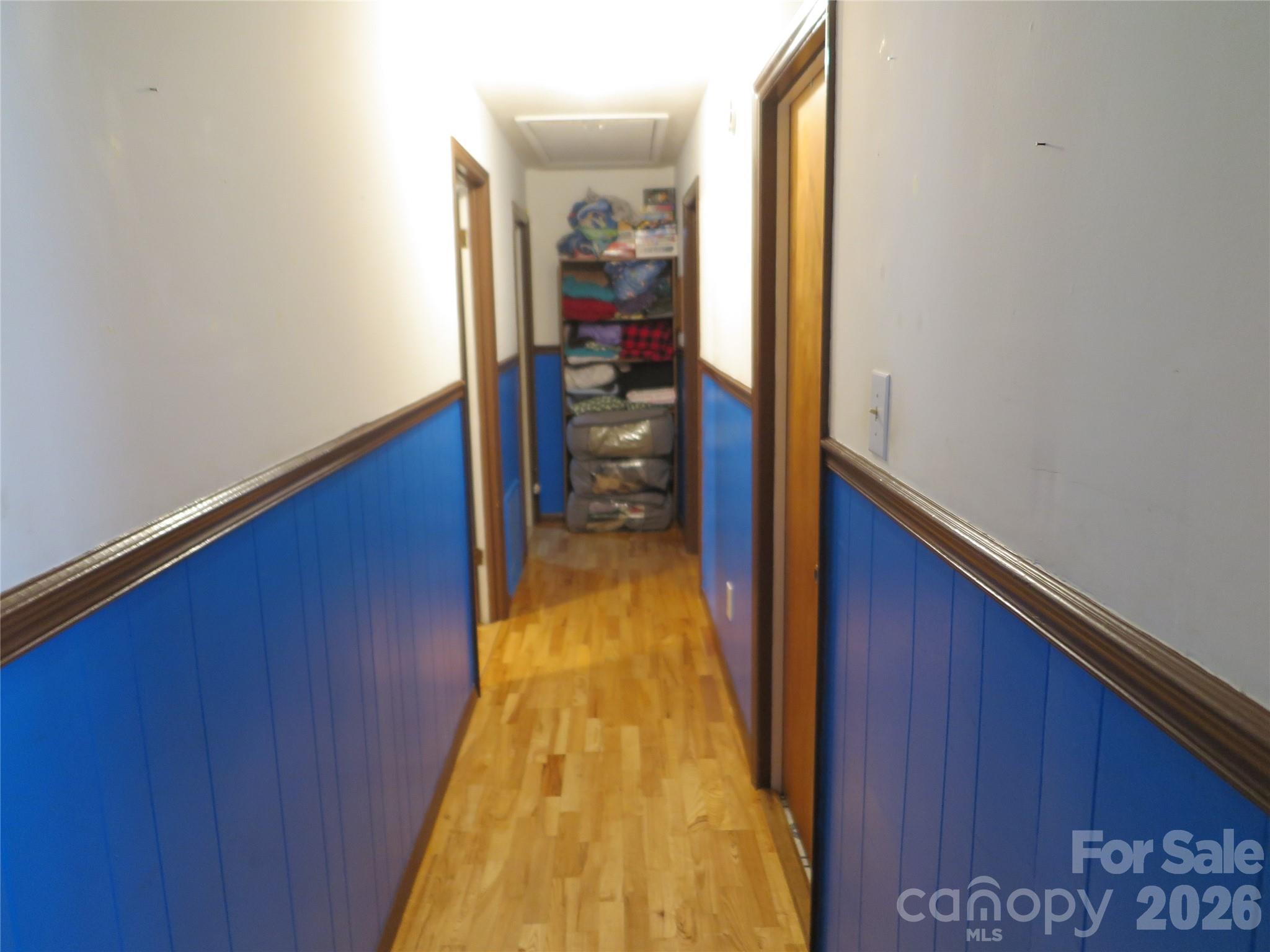 112 Glenn Oaks Drive — Lawndale