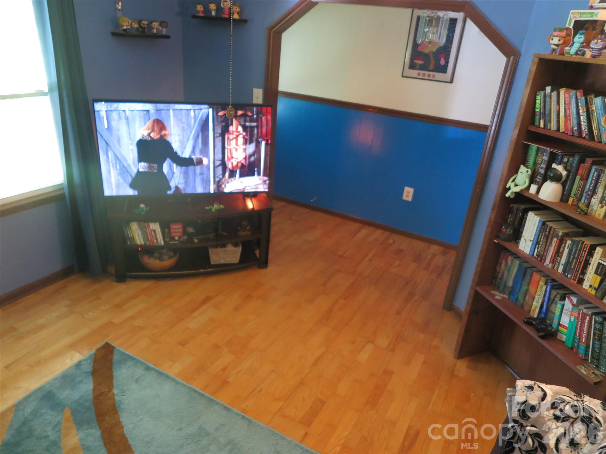 112 Glenn Oaks Drive — Lawndale
