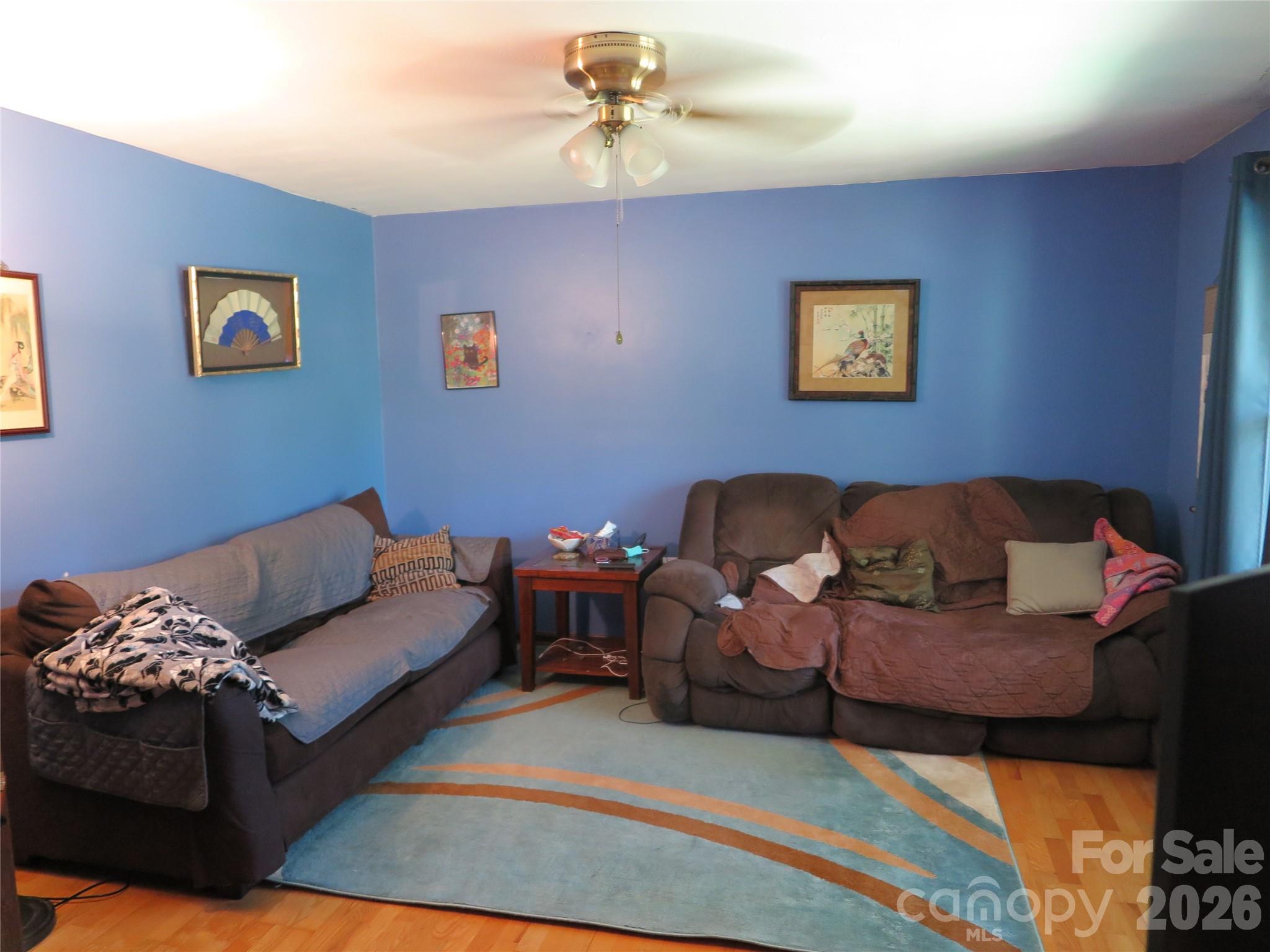 112 Glenn Oaks Drive — Lawndale