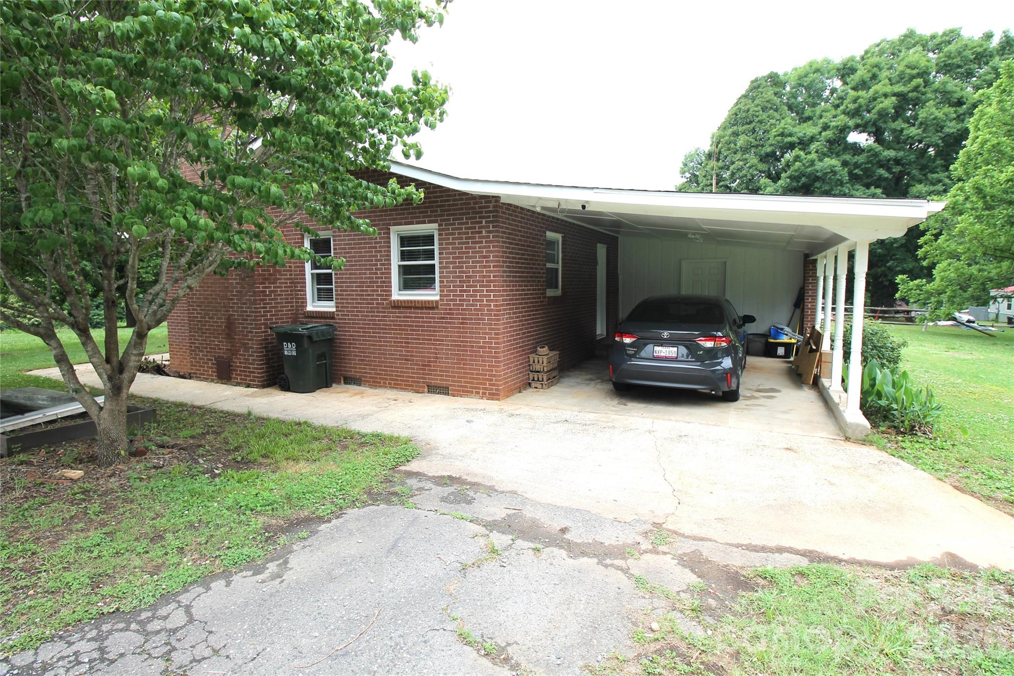 203 Ratchford Farm Road — Gastonia