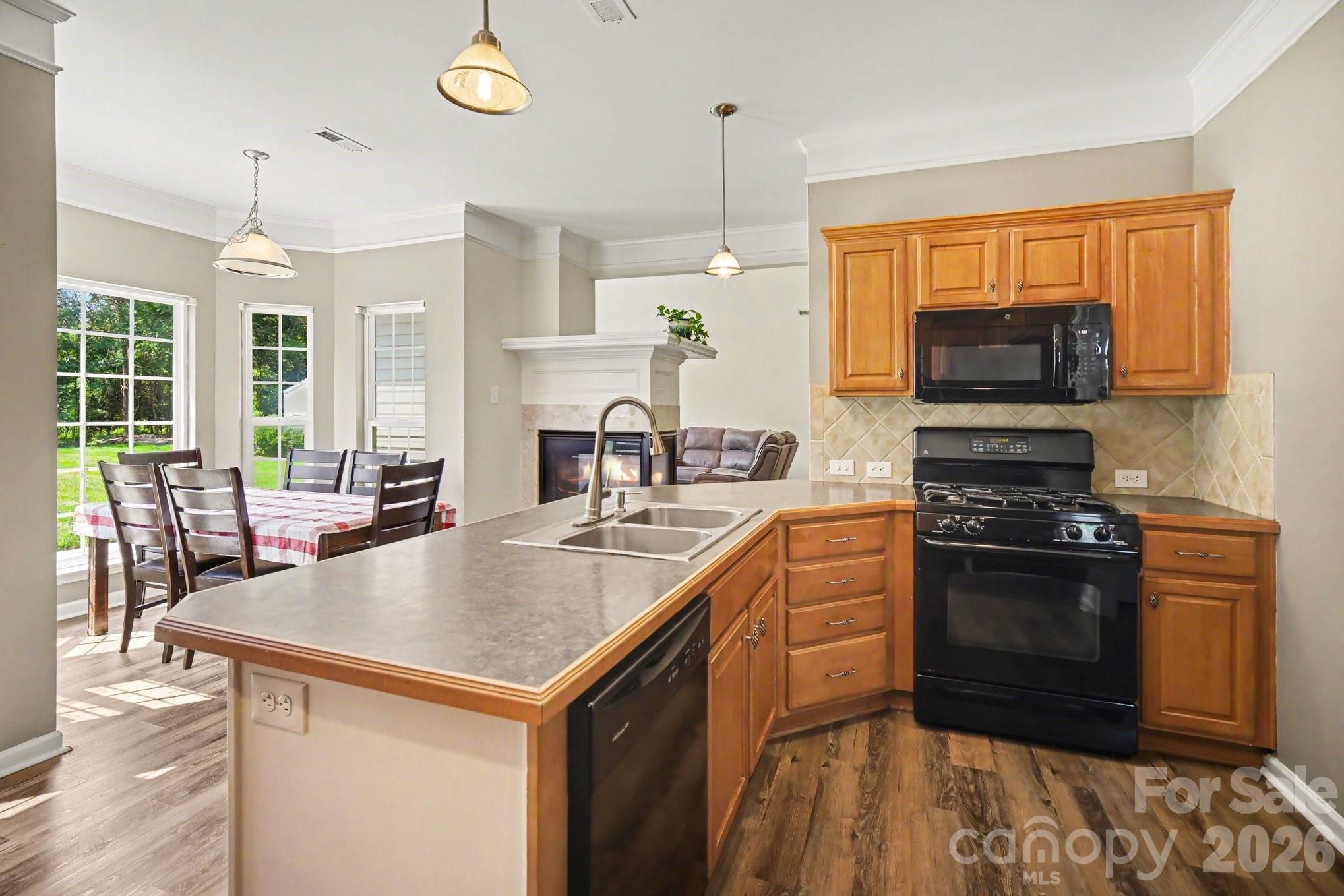 1392 Piper Court — Concord