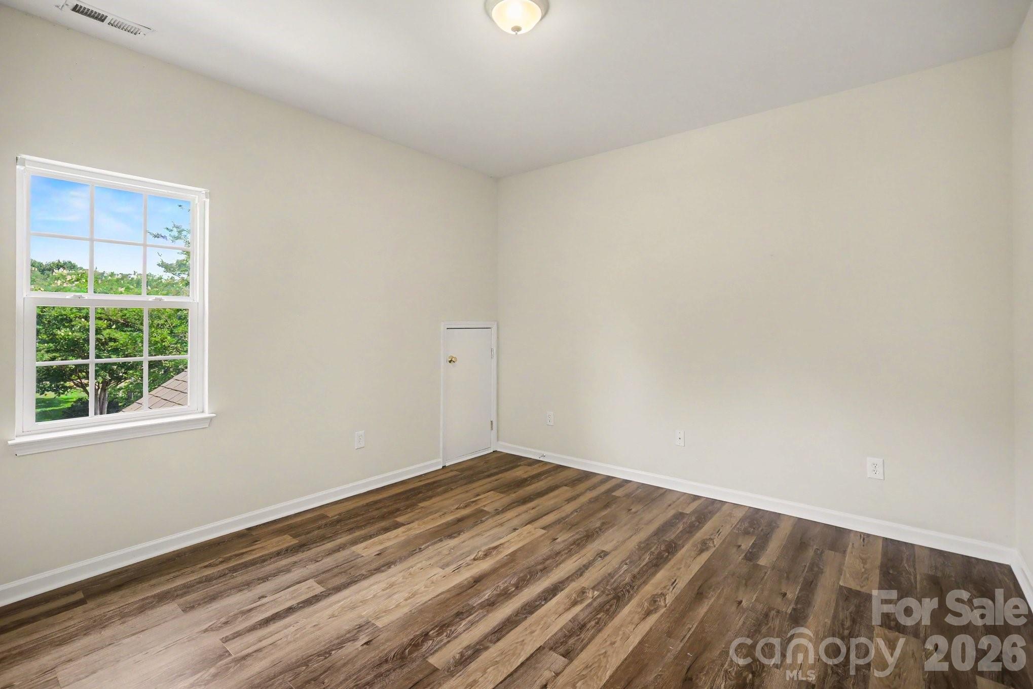 1392 Piper Court — Concord