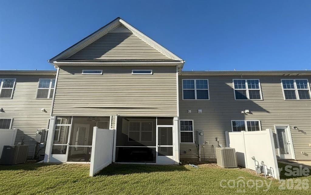 14013 Castle Nook Drive — Charlotte