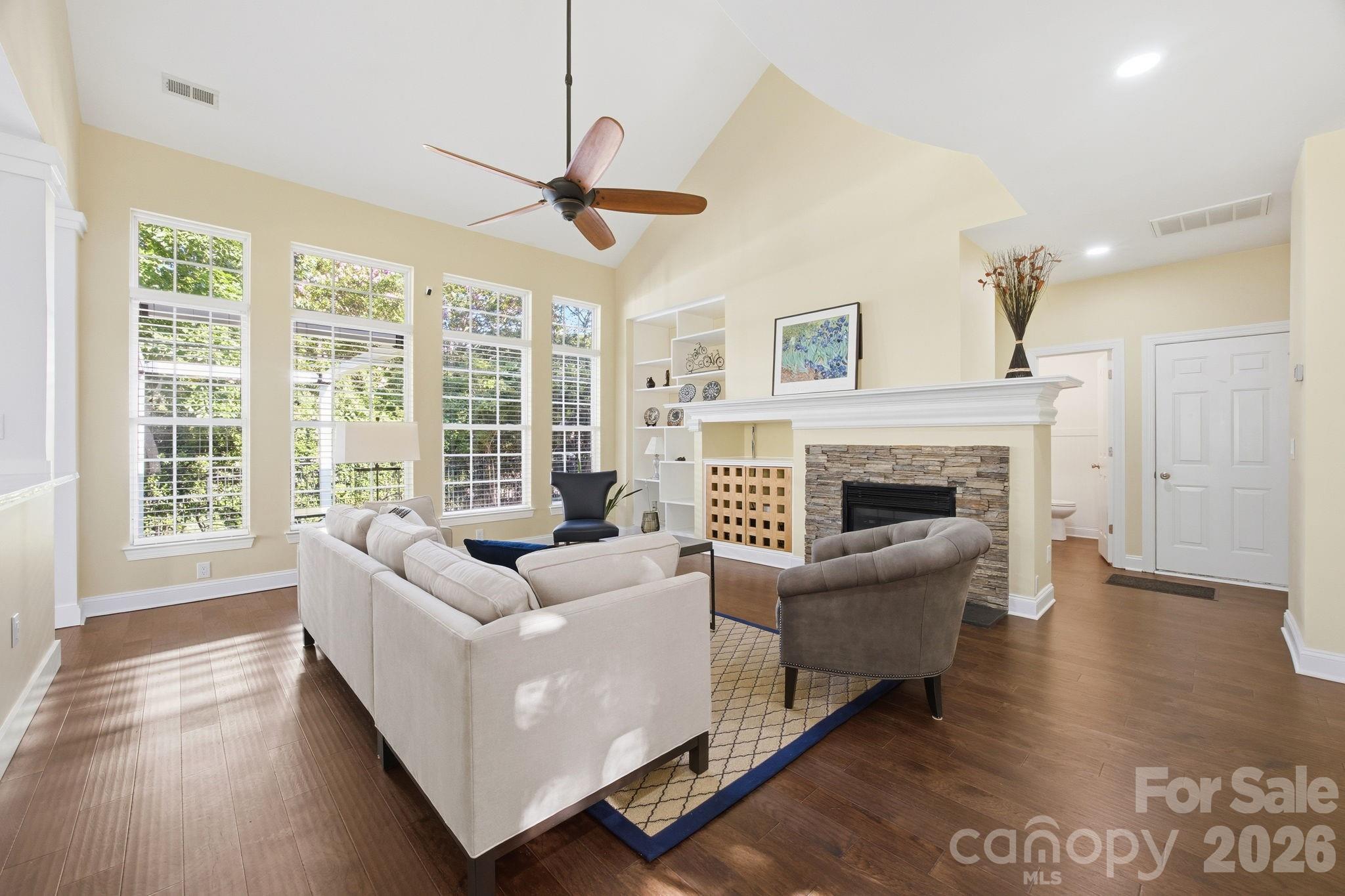 10900 Owl Nest Lane — Charlotte