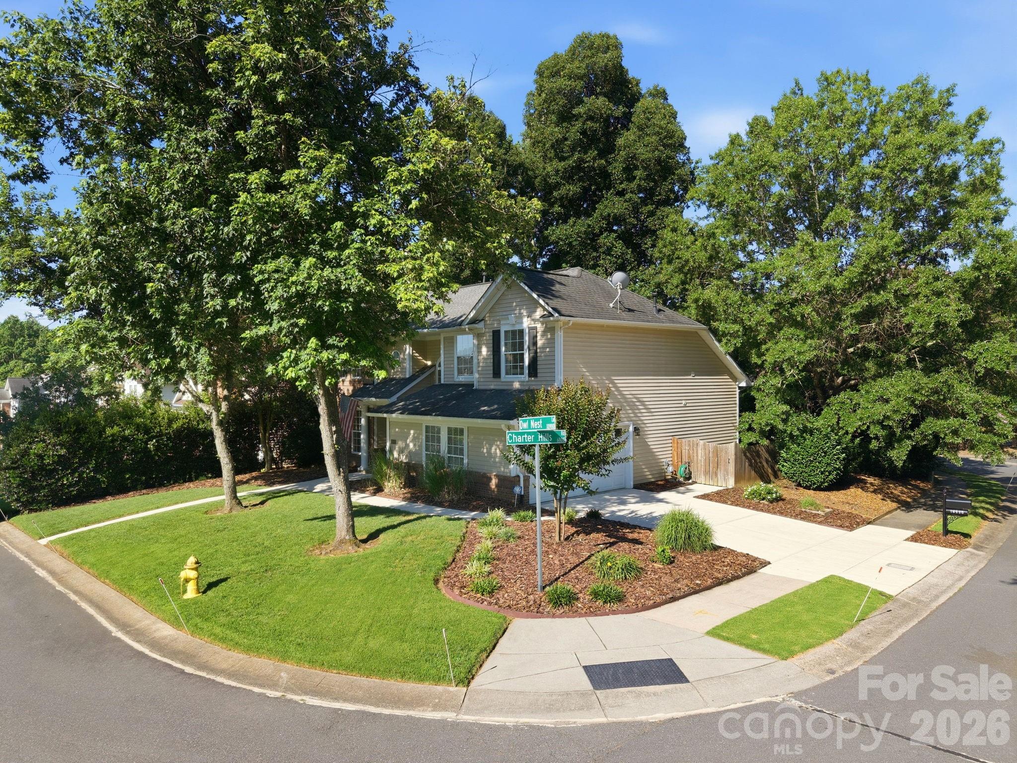 10900 Owl Nest Lane — Charlotte