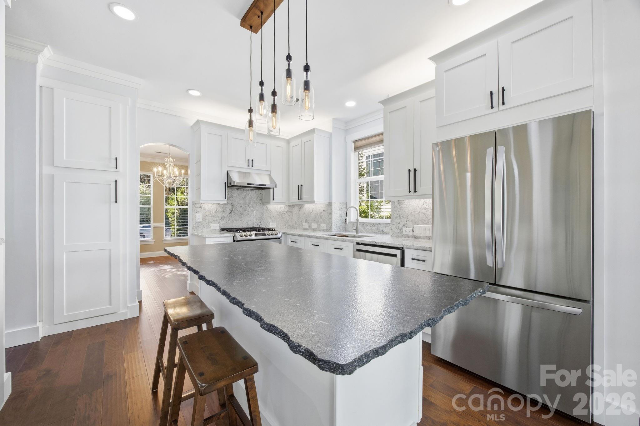 10900 Owl Nest Lane — Charlotte