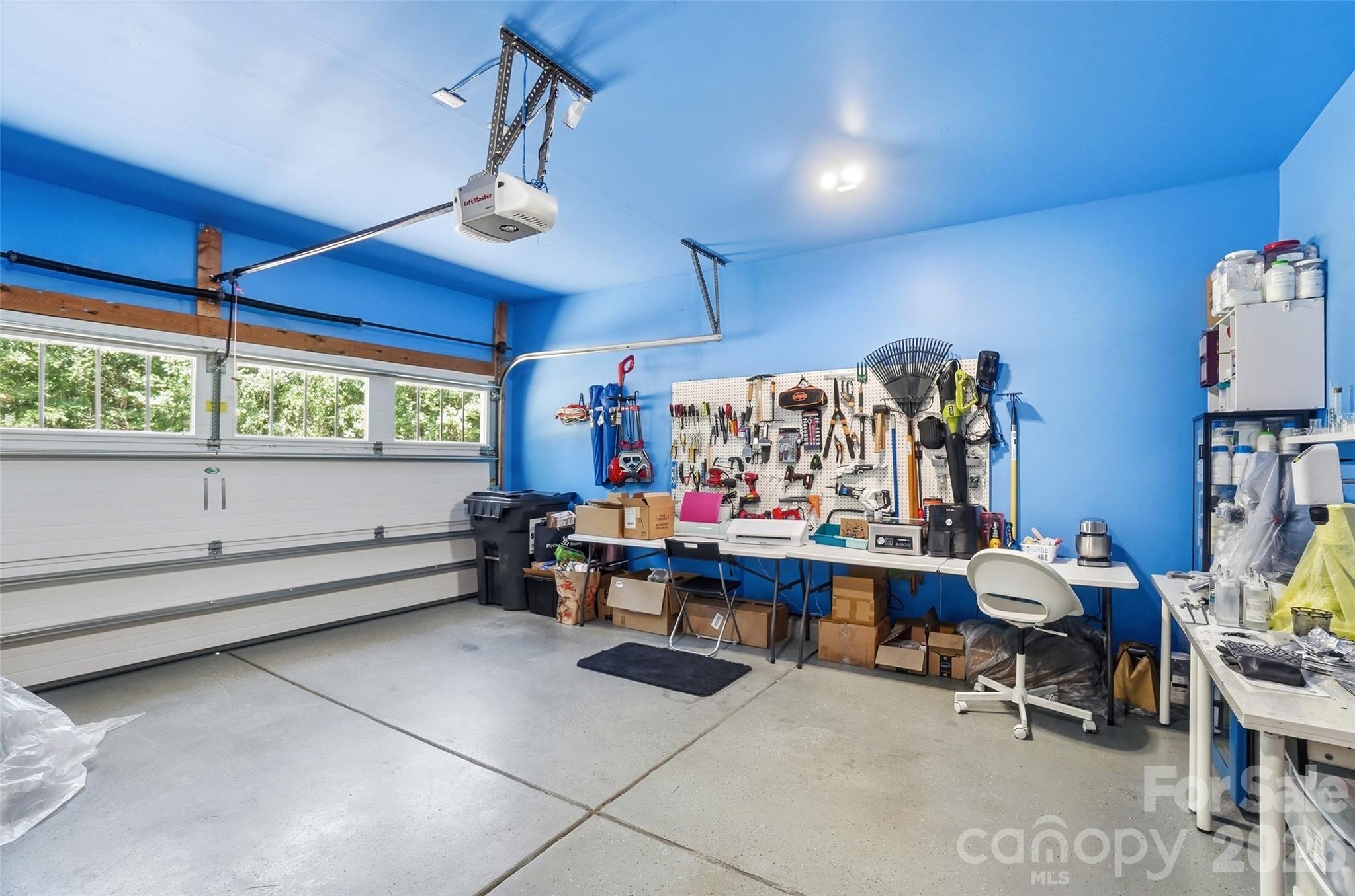 12226 Red Rust Lane — Charlotte