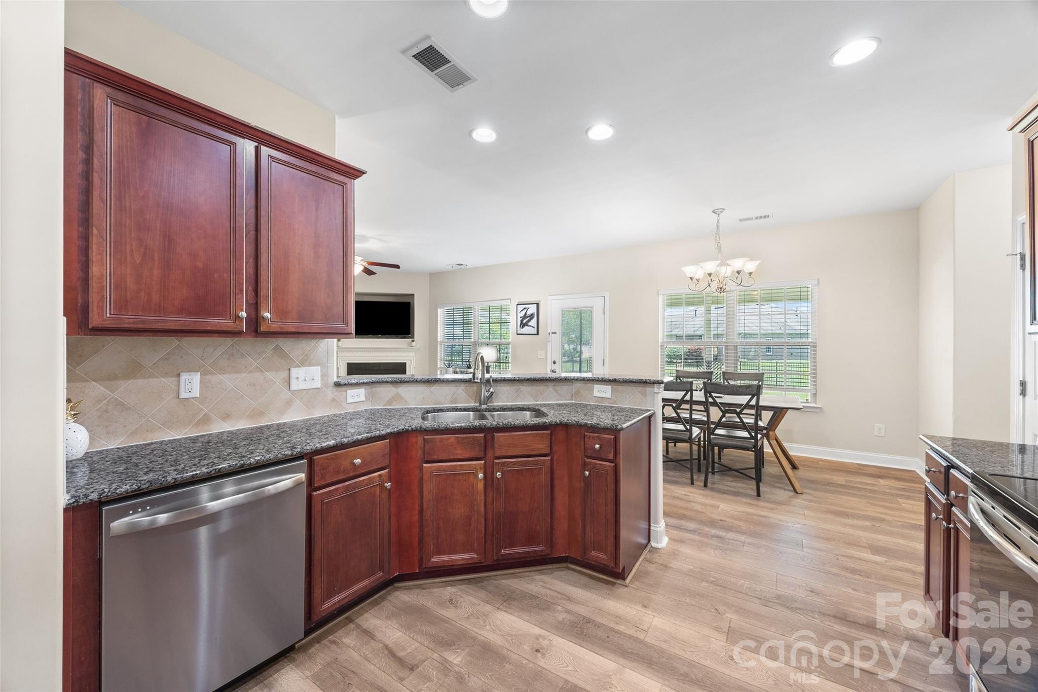 14712 Vaughan Drive — Charlotte