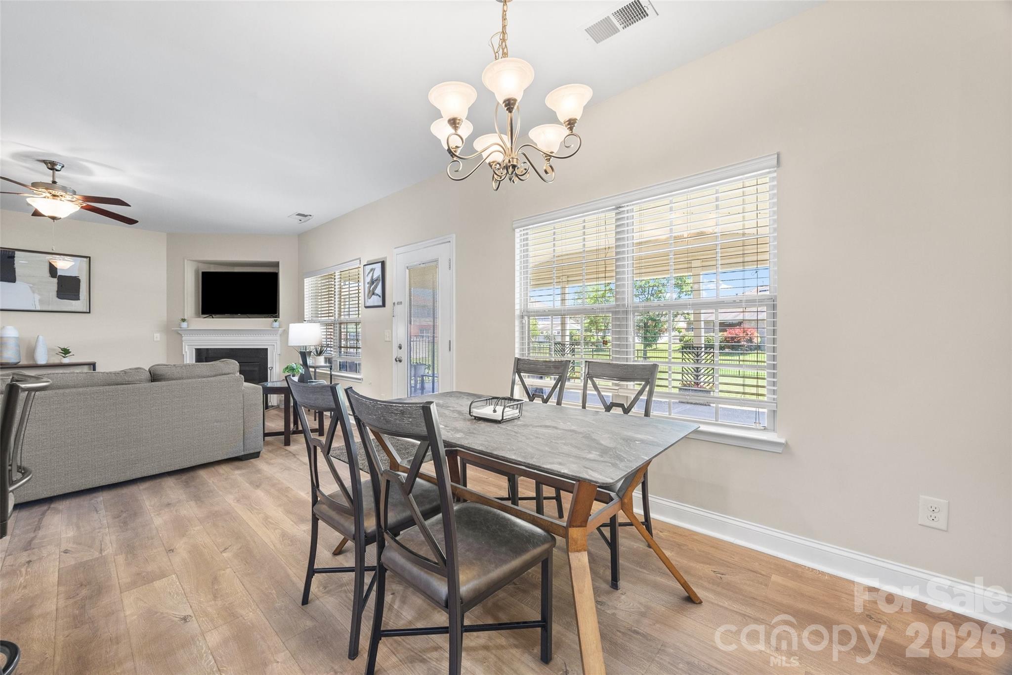 14712 Vaughan Drive — Charlotte