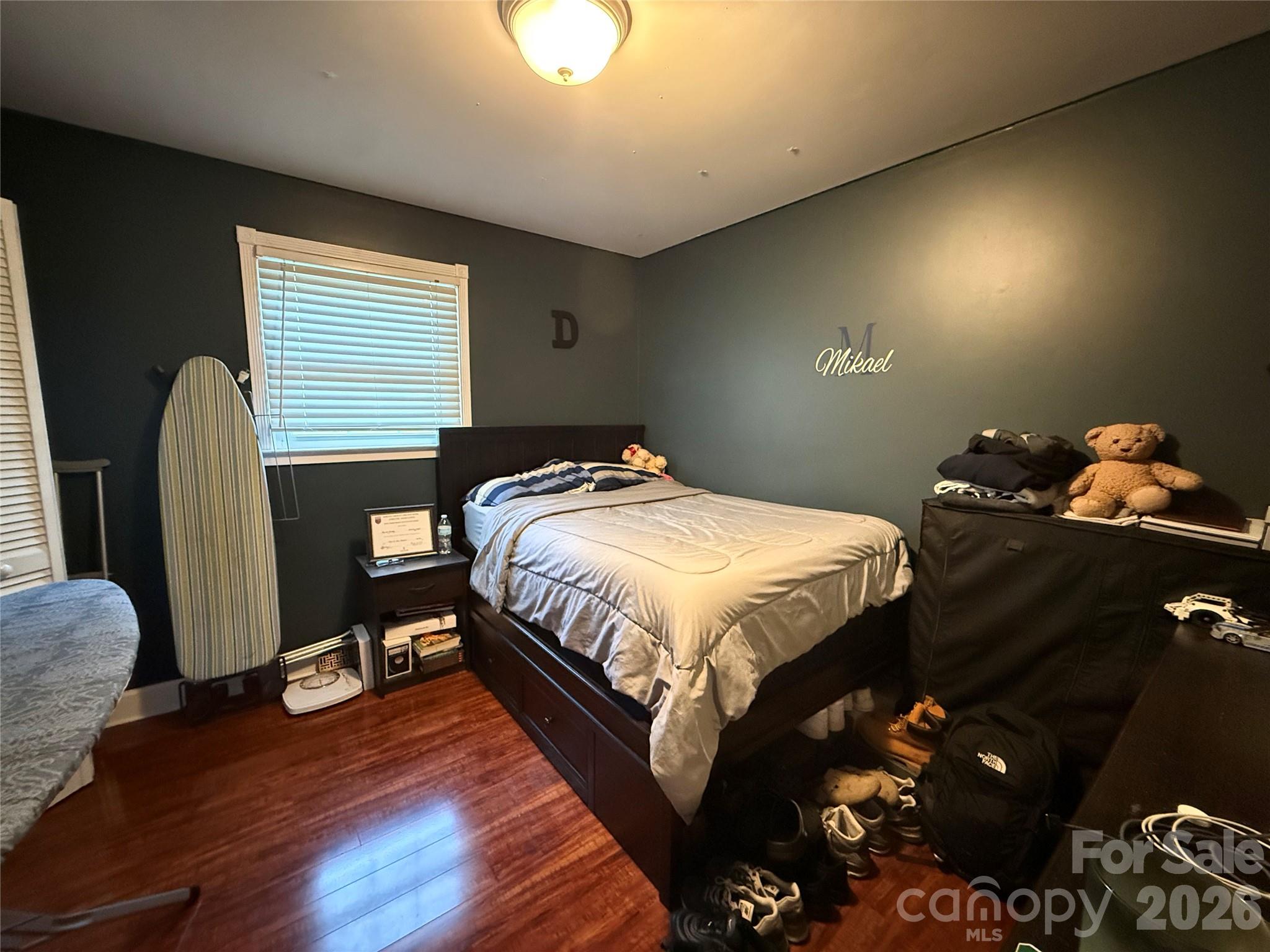 1130 16th Avenue NW — Hickory