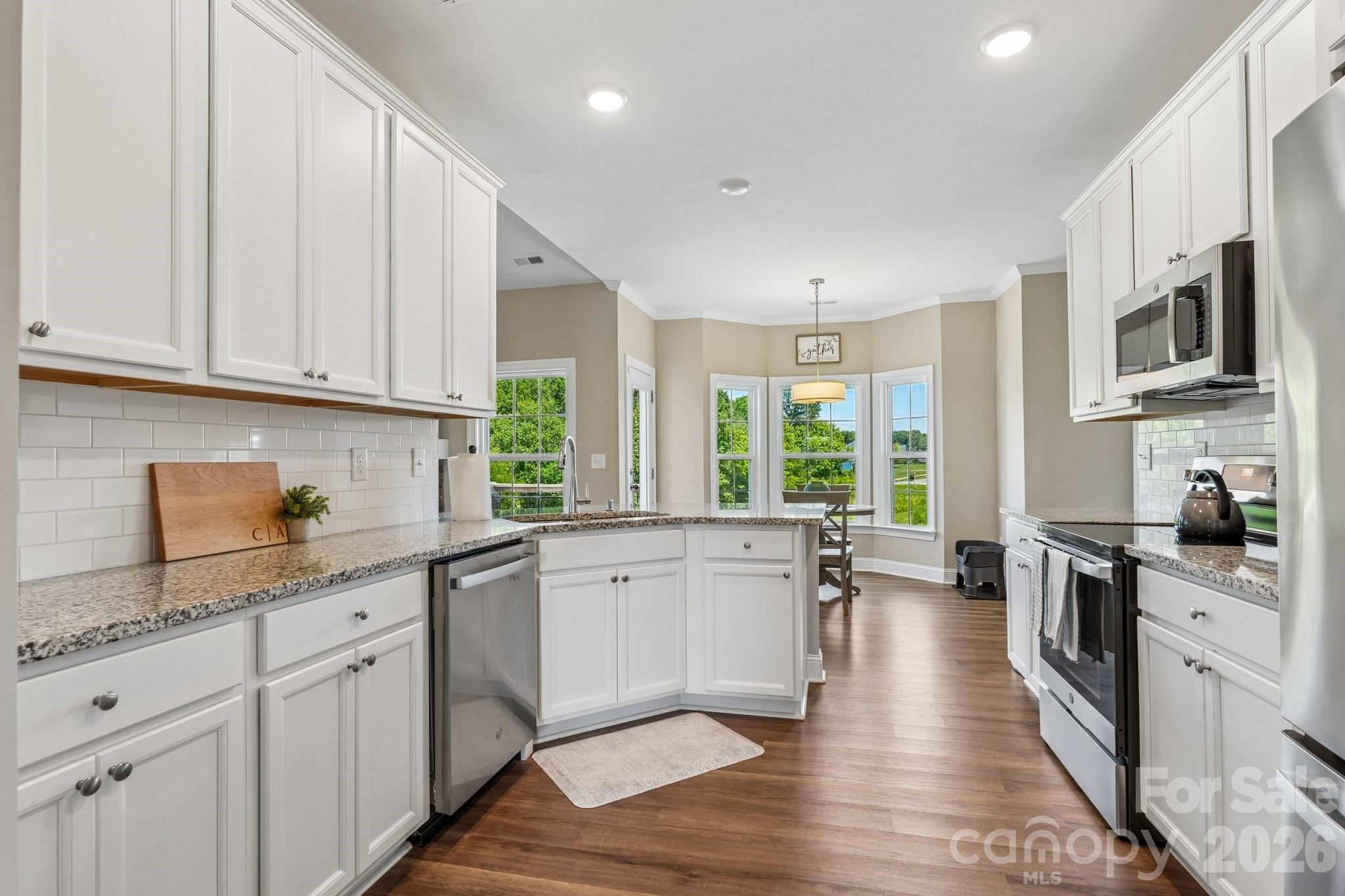 3023 Isle Lane — Monroe