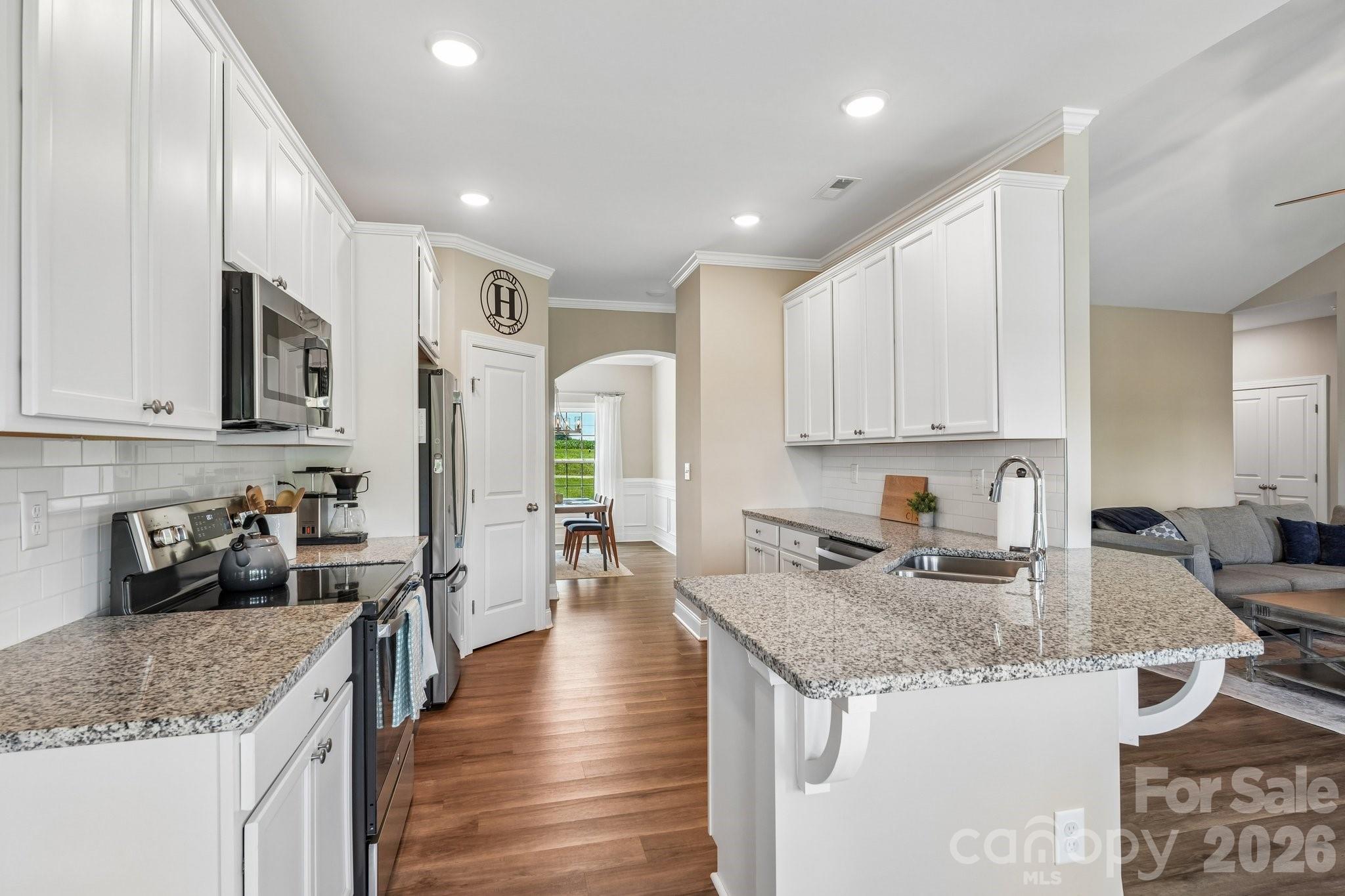 3023 Isle Lane — Monroe