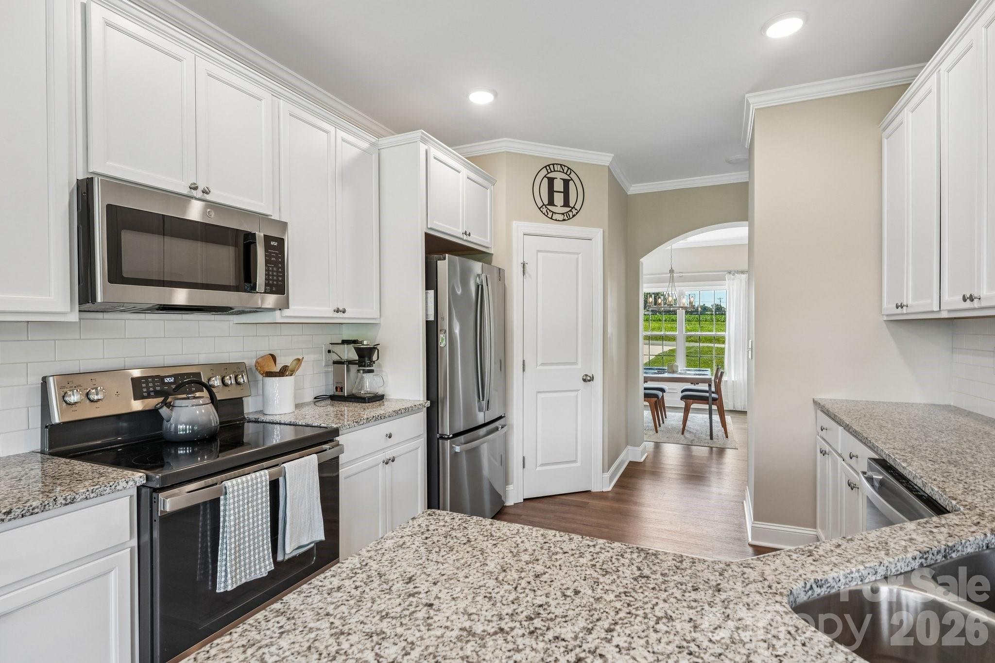 3023 Isle Lane — Monroe