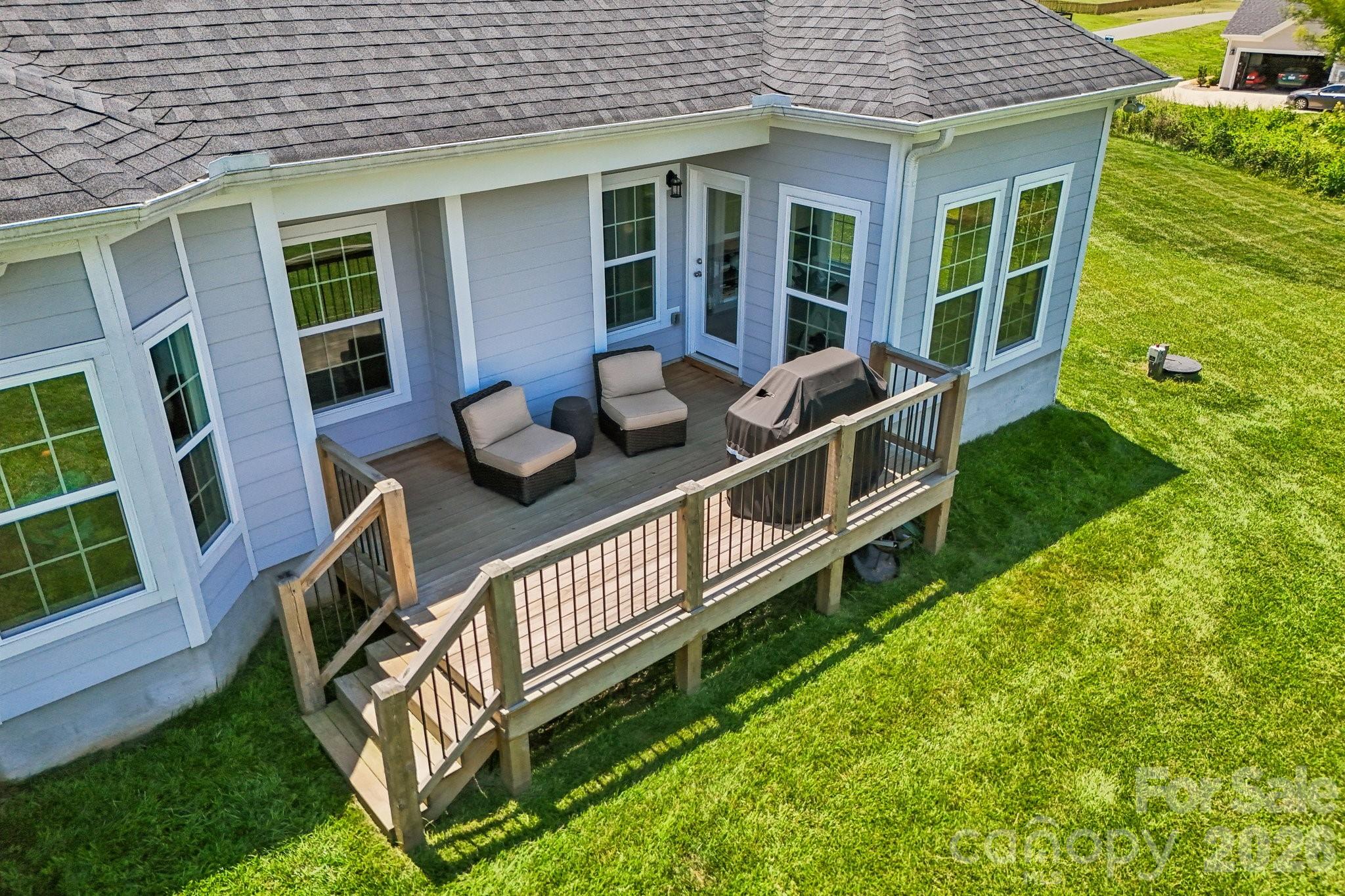 3023 Isle Lane — Monroe