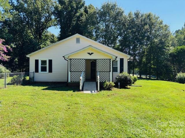 257 Maryland Drive — Forest City