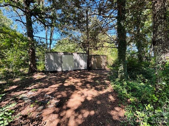 257 Maryland Drive — Forest City