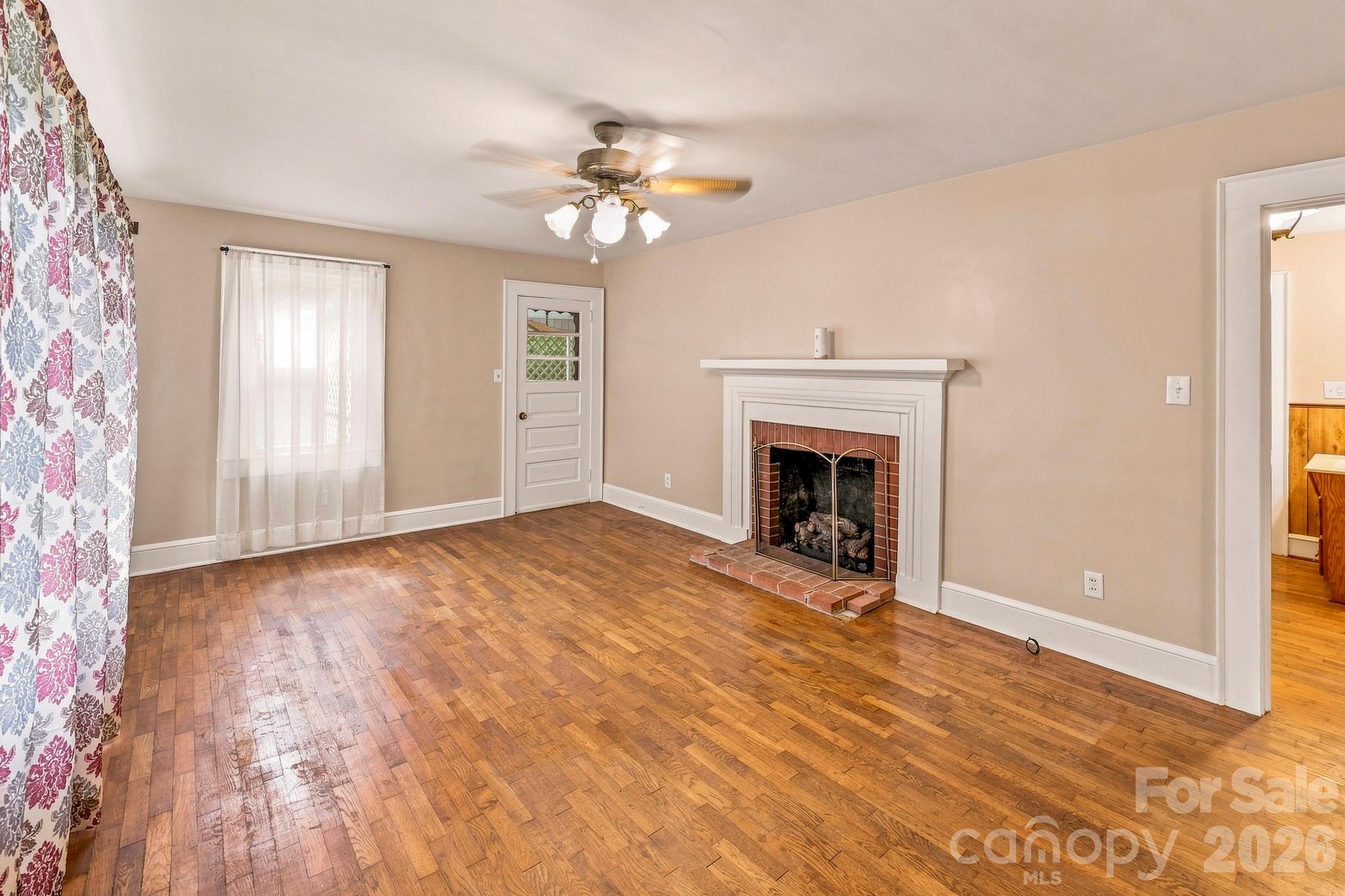 257 Maryland Drive — Forest City