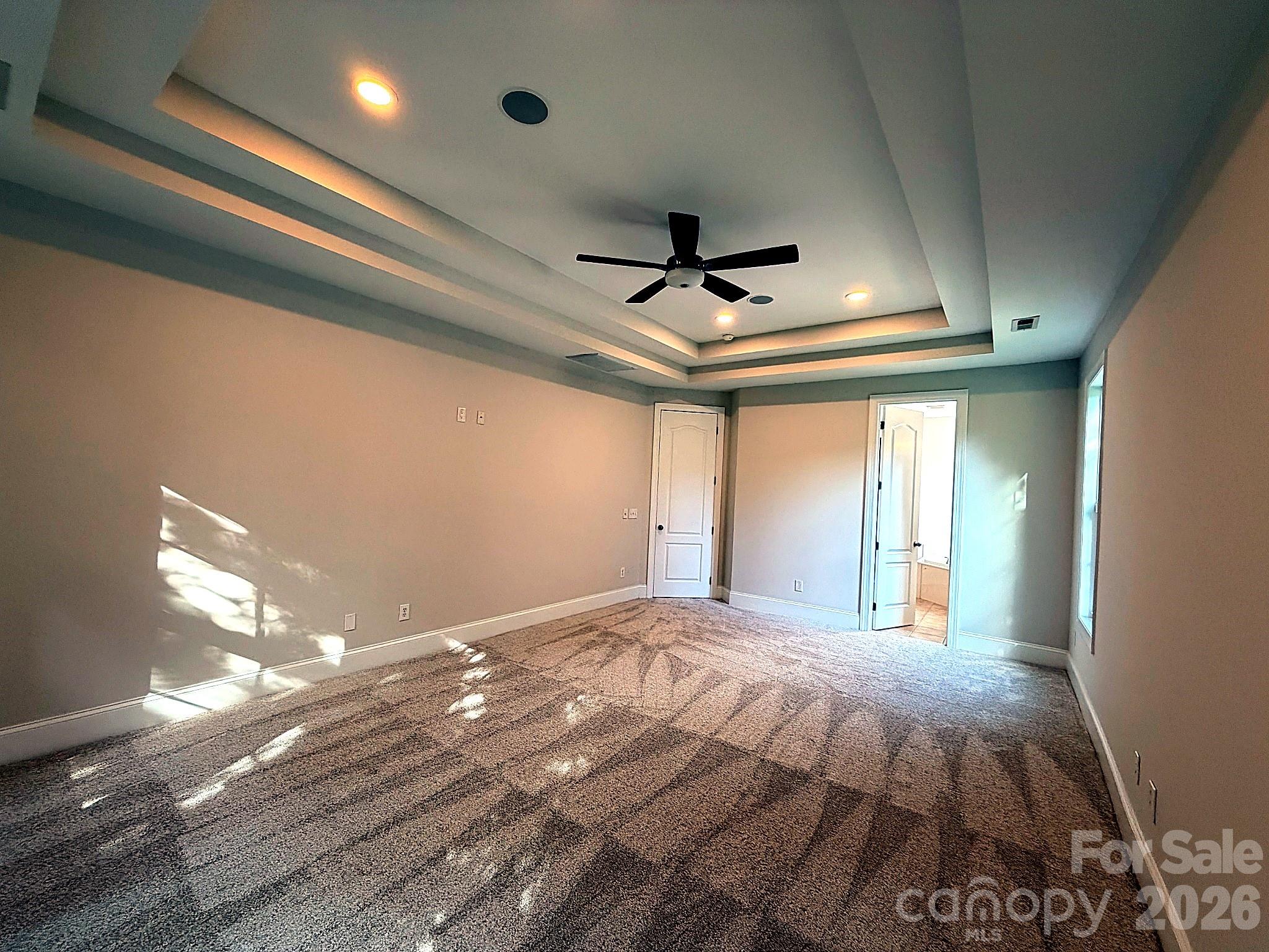 6812 S Creek Road — Charlotte