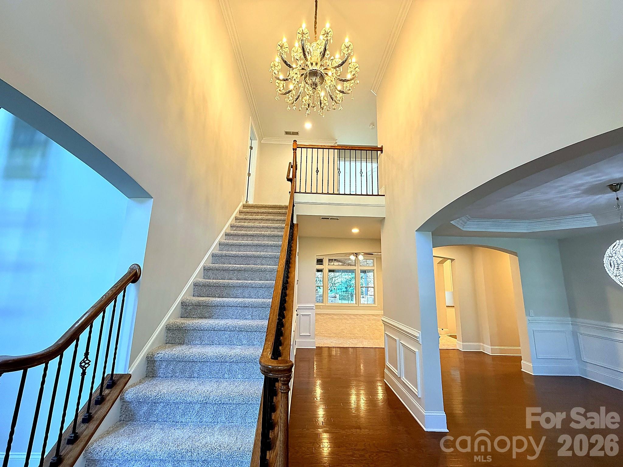 6812 S Creek Road — Charlotte