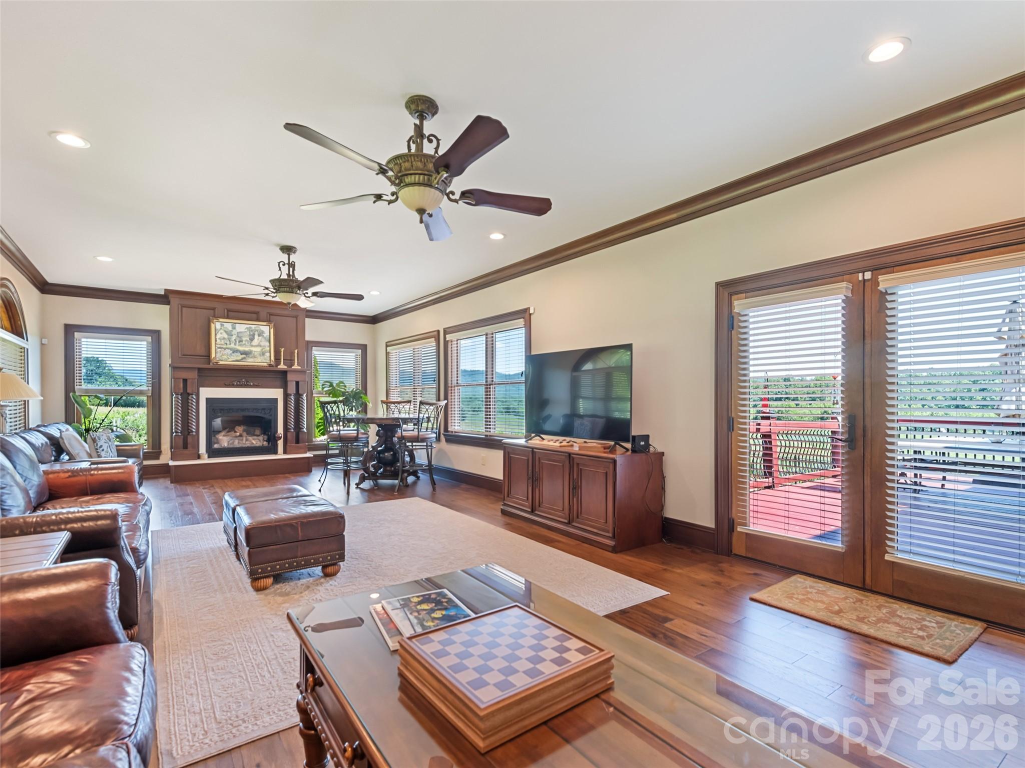 1418 Landis Lane — Nebo