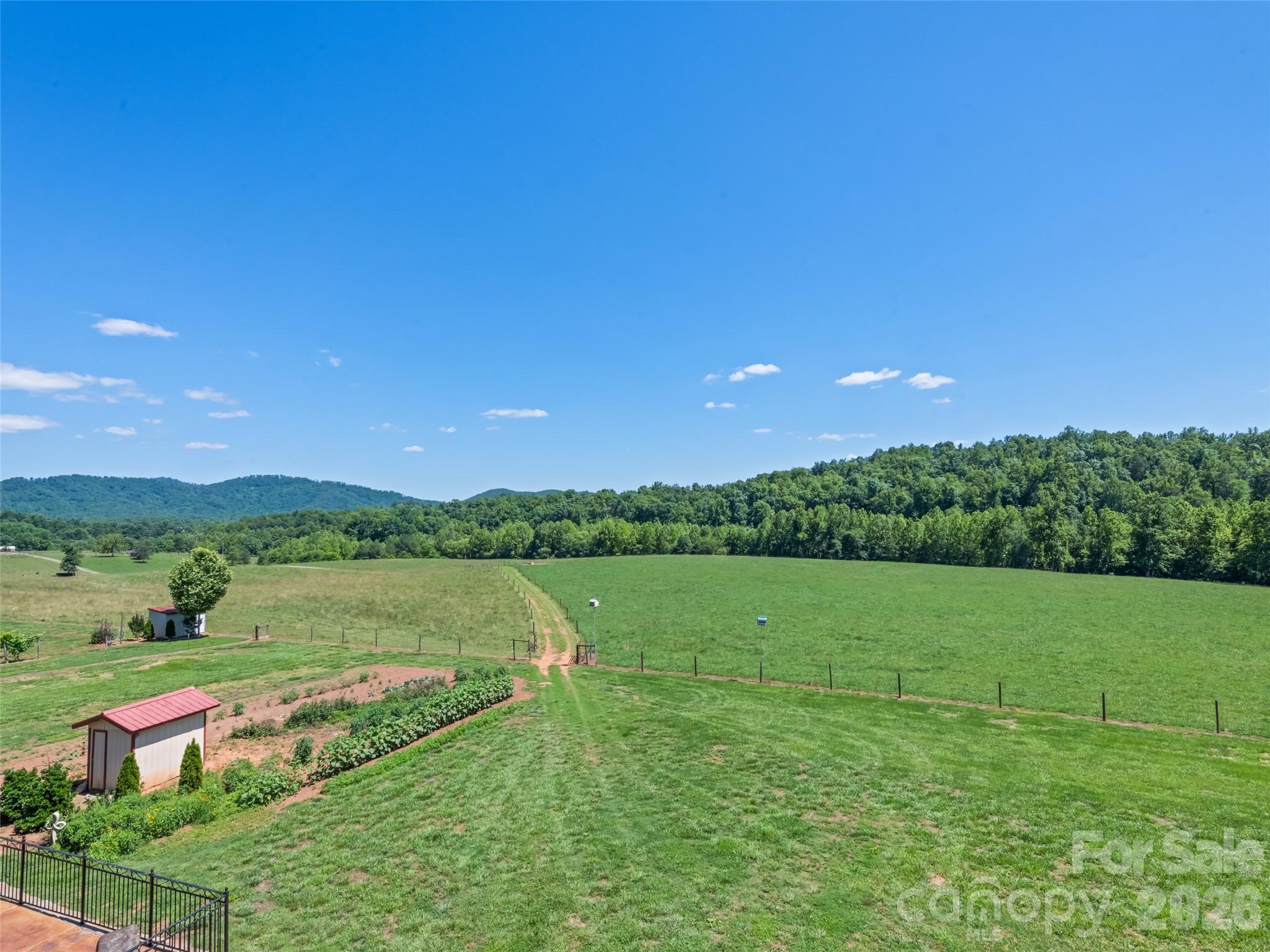 1418 Landis Lane — Nebo