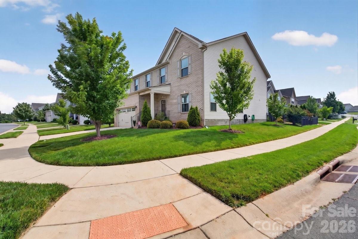 1677 Scarbrough Circle SW — Concord