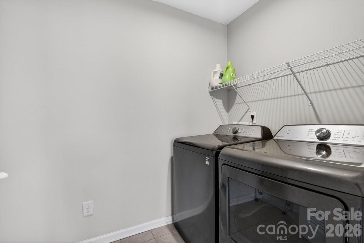 1677 Scarbrough Circle SW — Concord