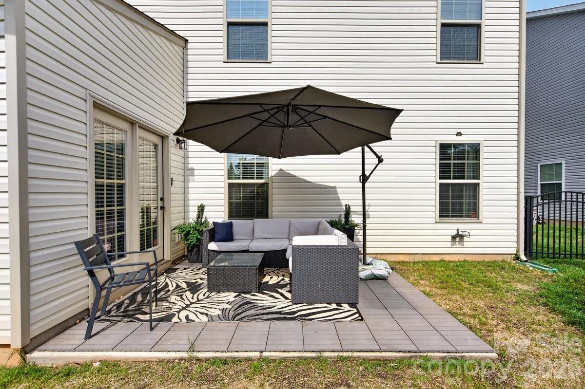 1677 Scarbrough Circle SW — Concord