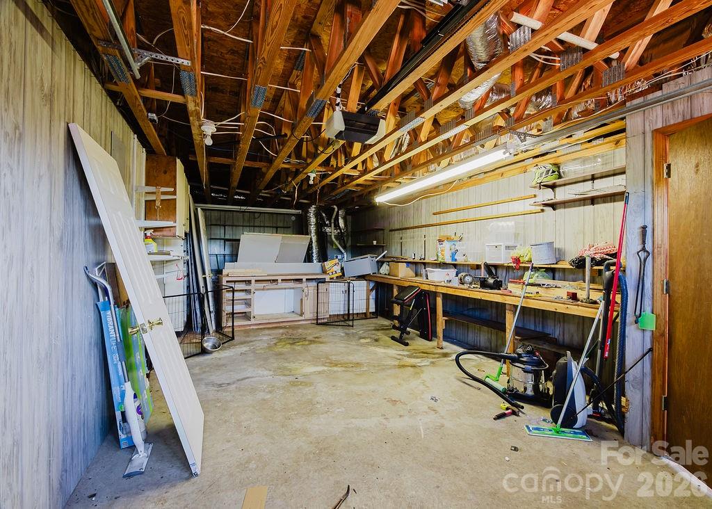 32497 Guard Road — Albemarle