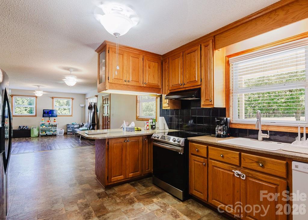 32497 Guard Road — Albemarle