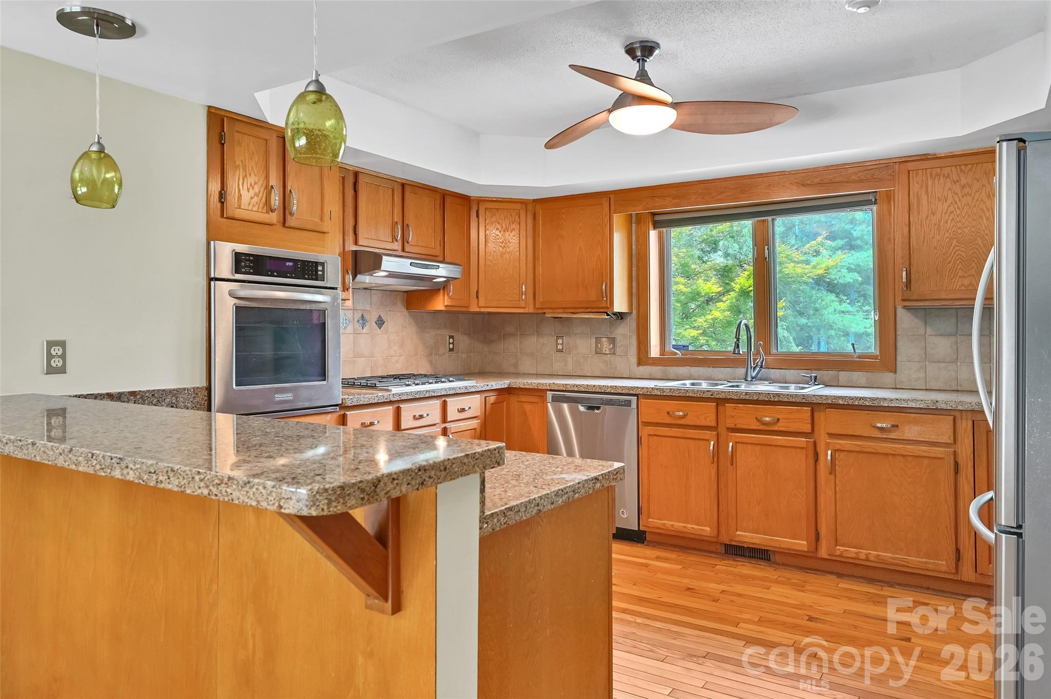 300 Ethan Pond Way — Hendersonville