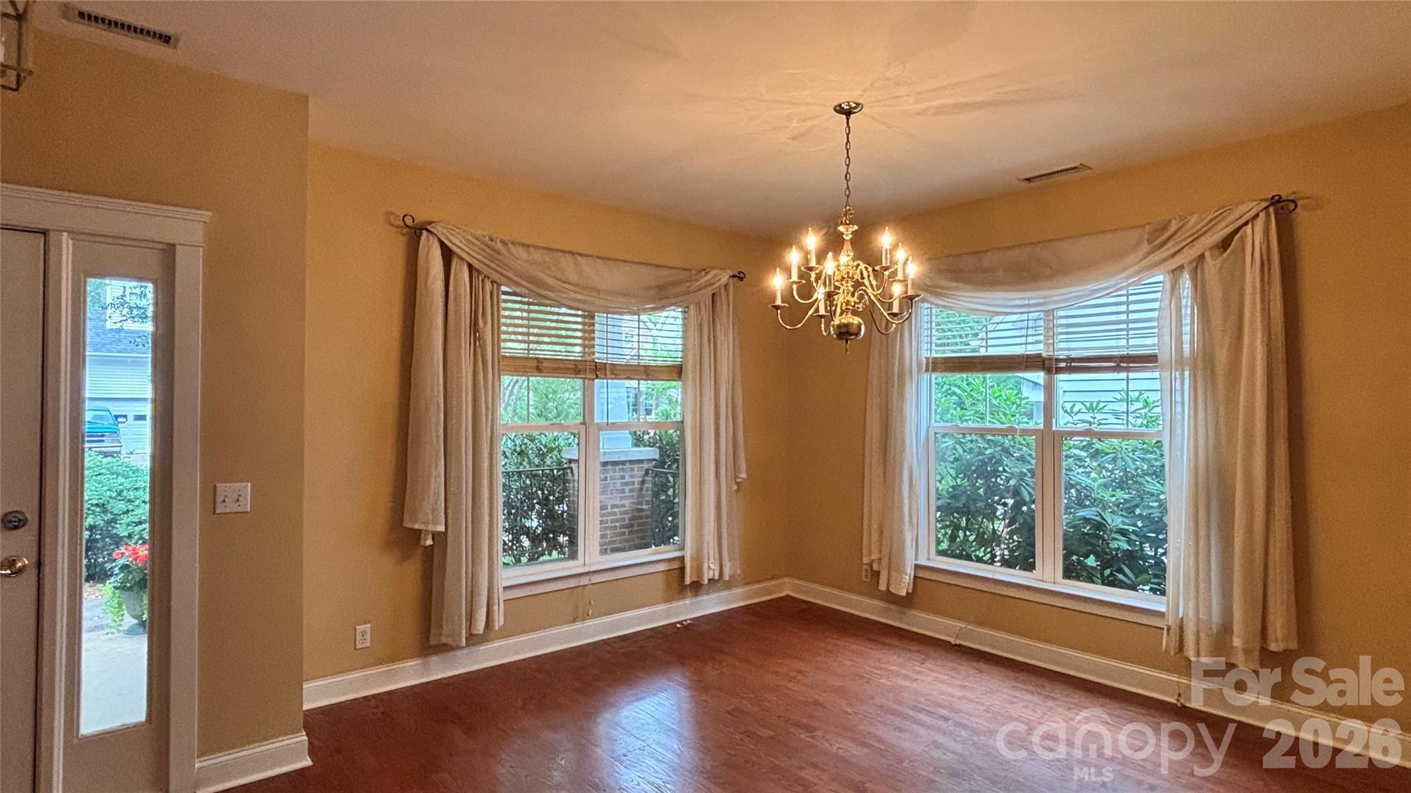 1408 Kenton Lane — Asheville