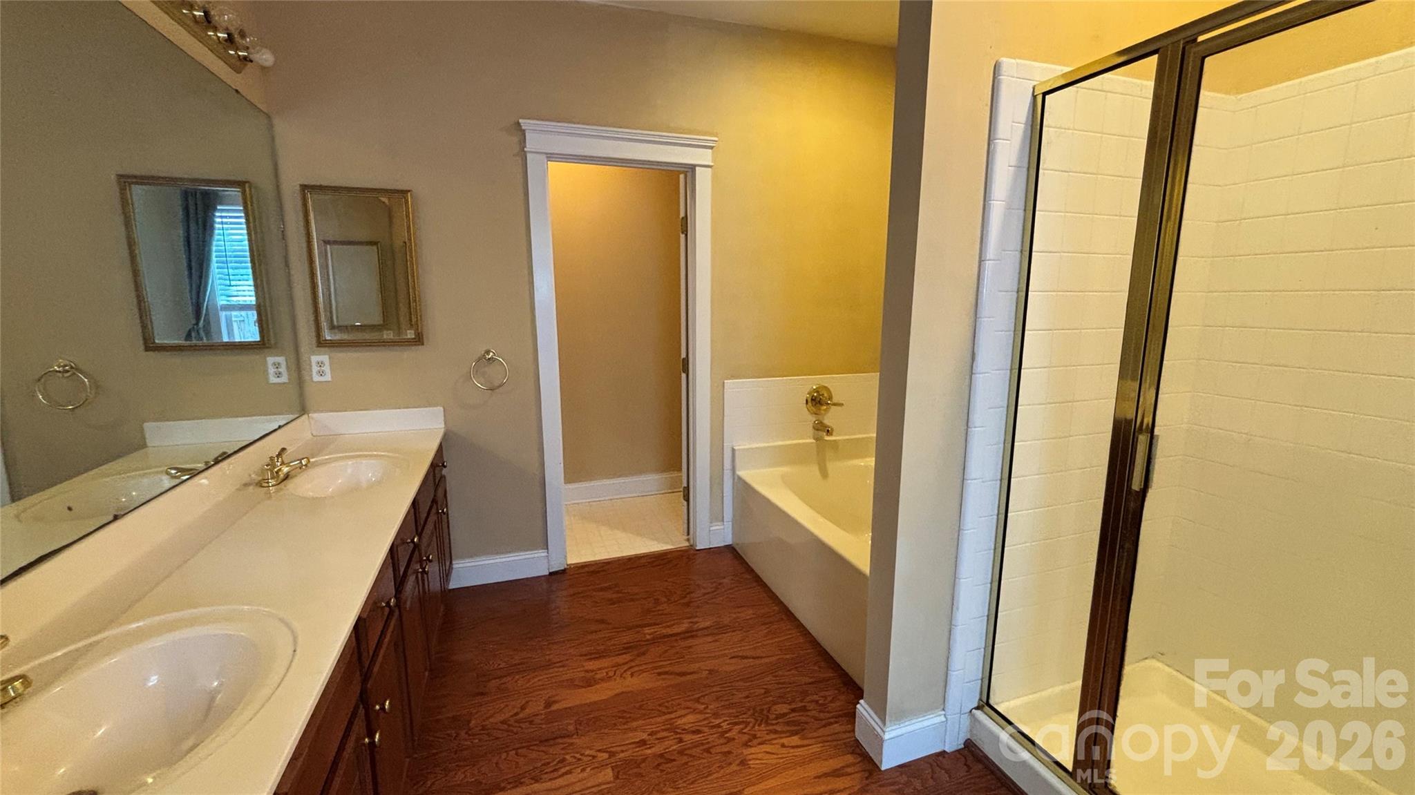 1408 Kenton Lane — Asheville
