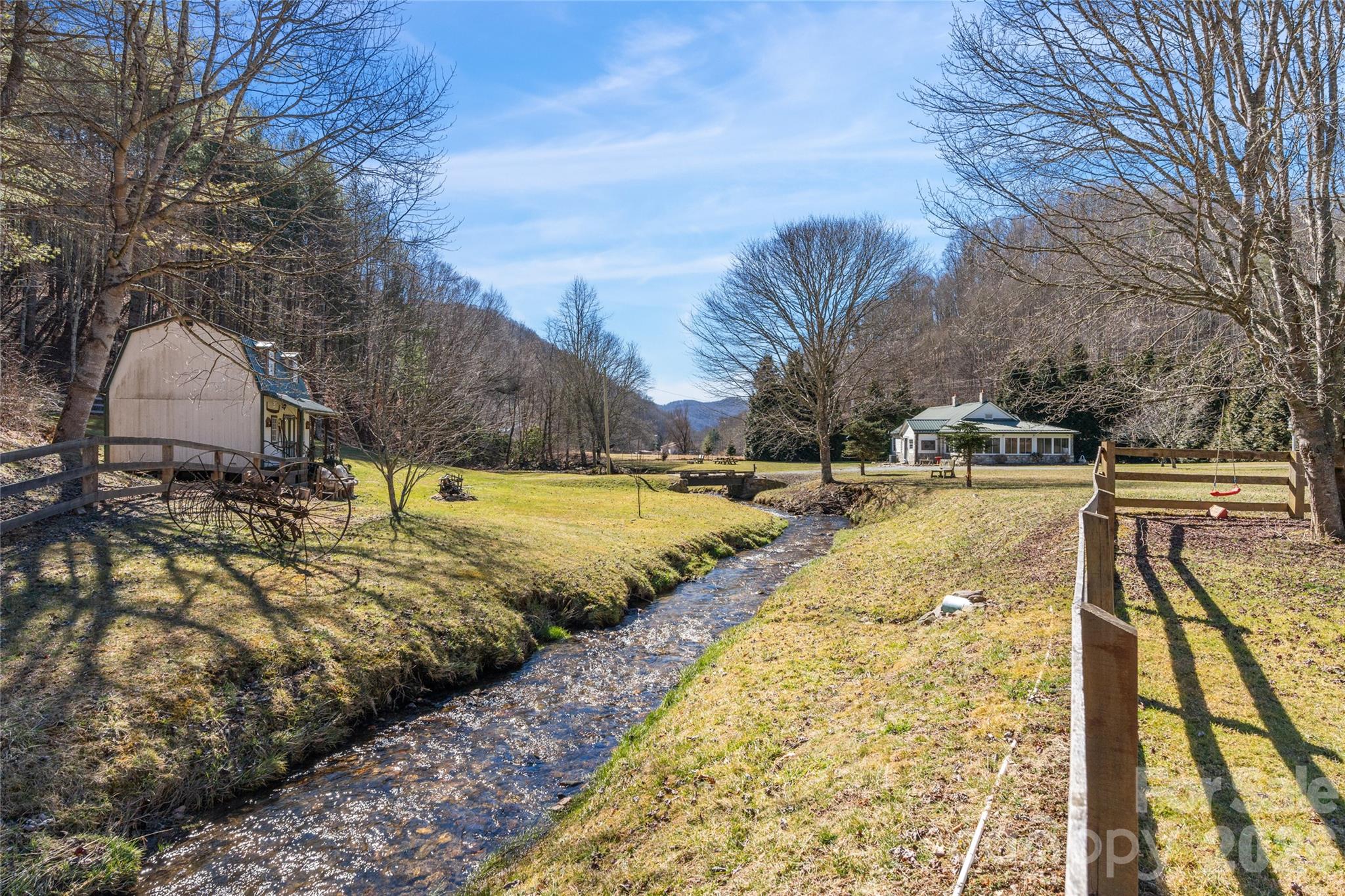 12892 US 23 Highway — Mars Hill