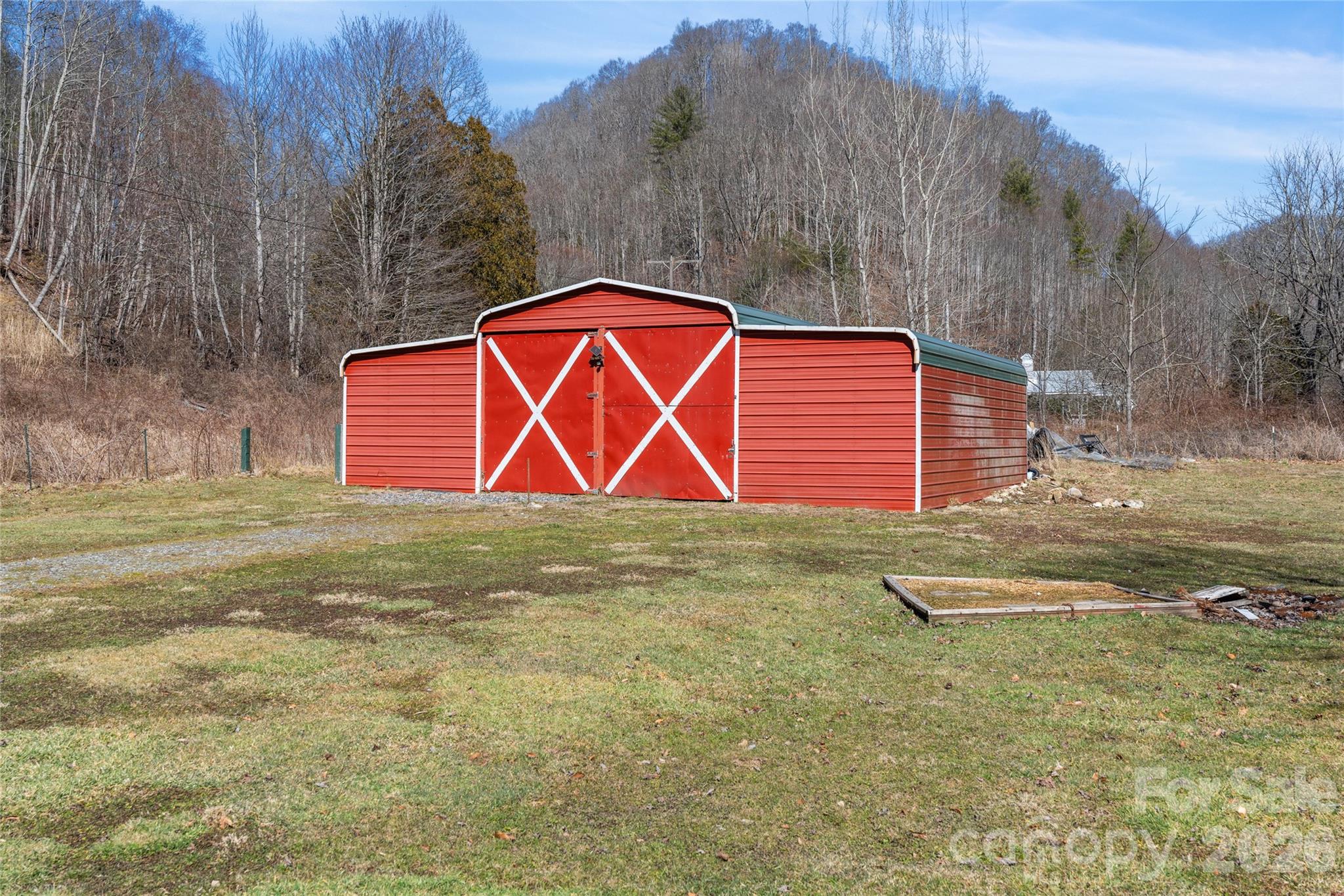 12892 US 23 Highway — Mars Hill