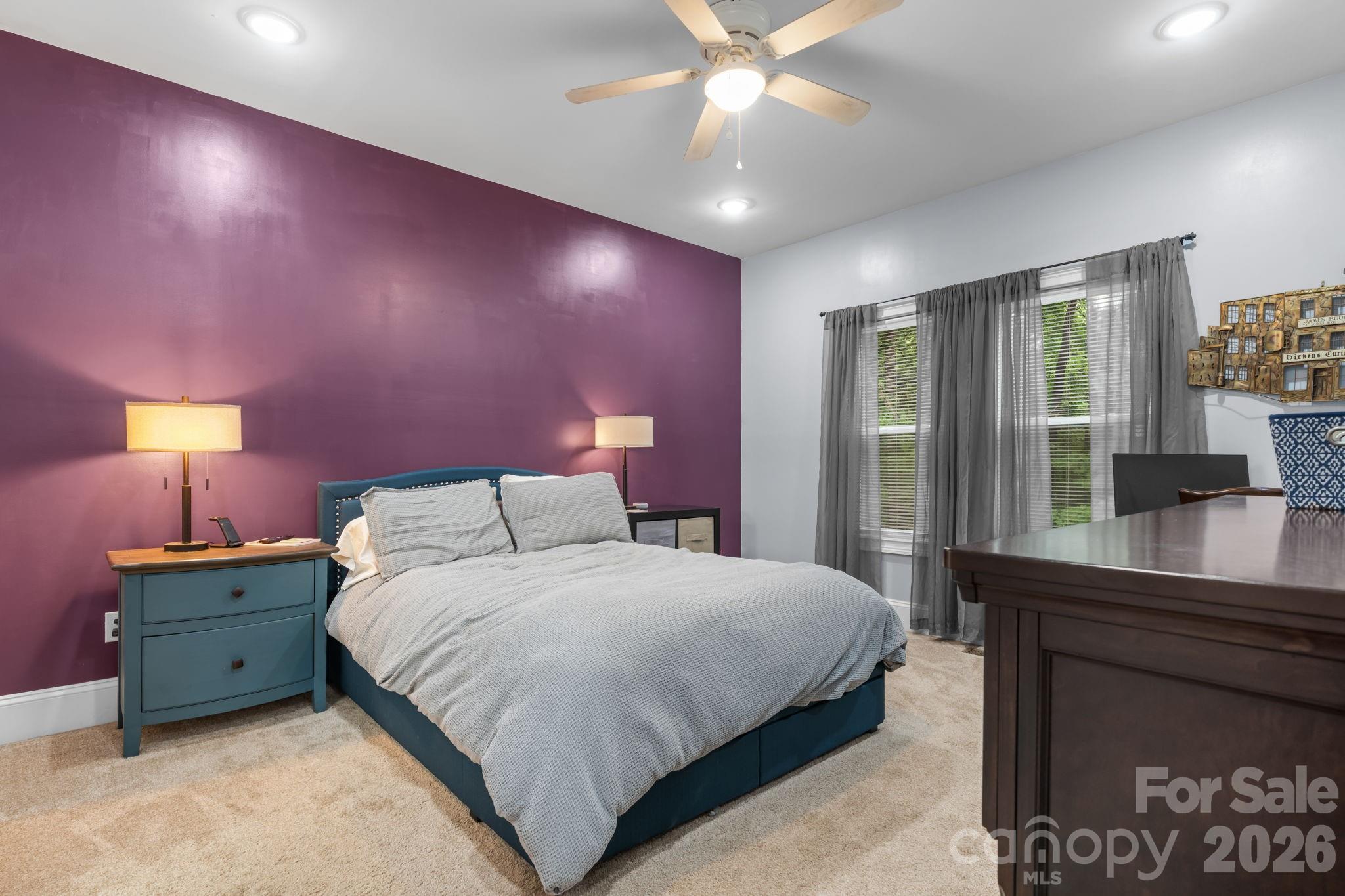329 W F Street — Newton