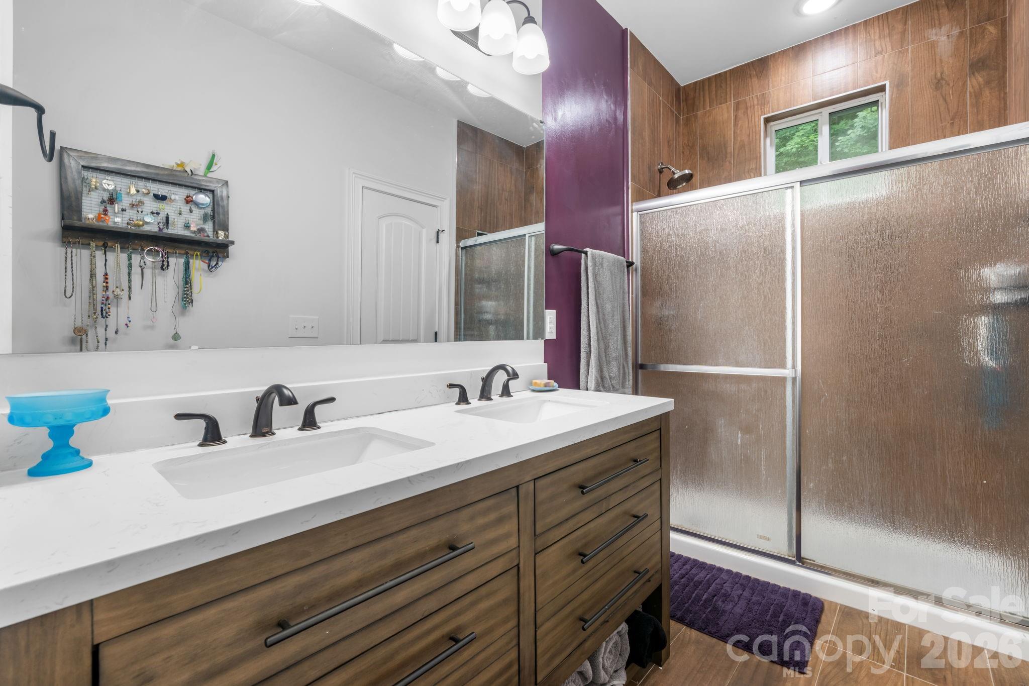 329 W F Street — Newton
