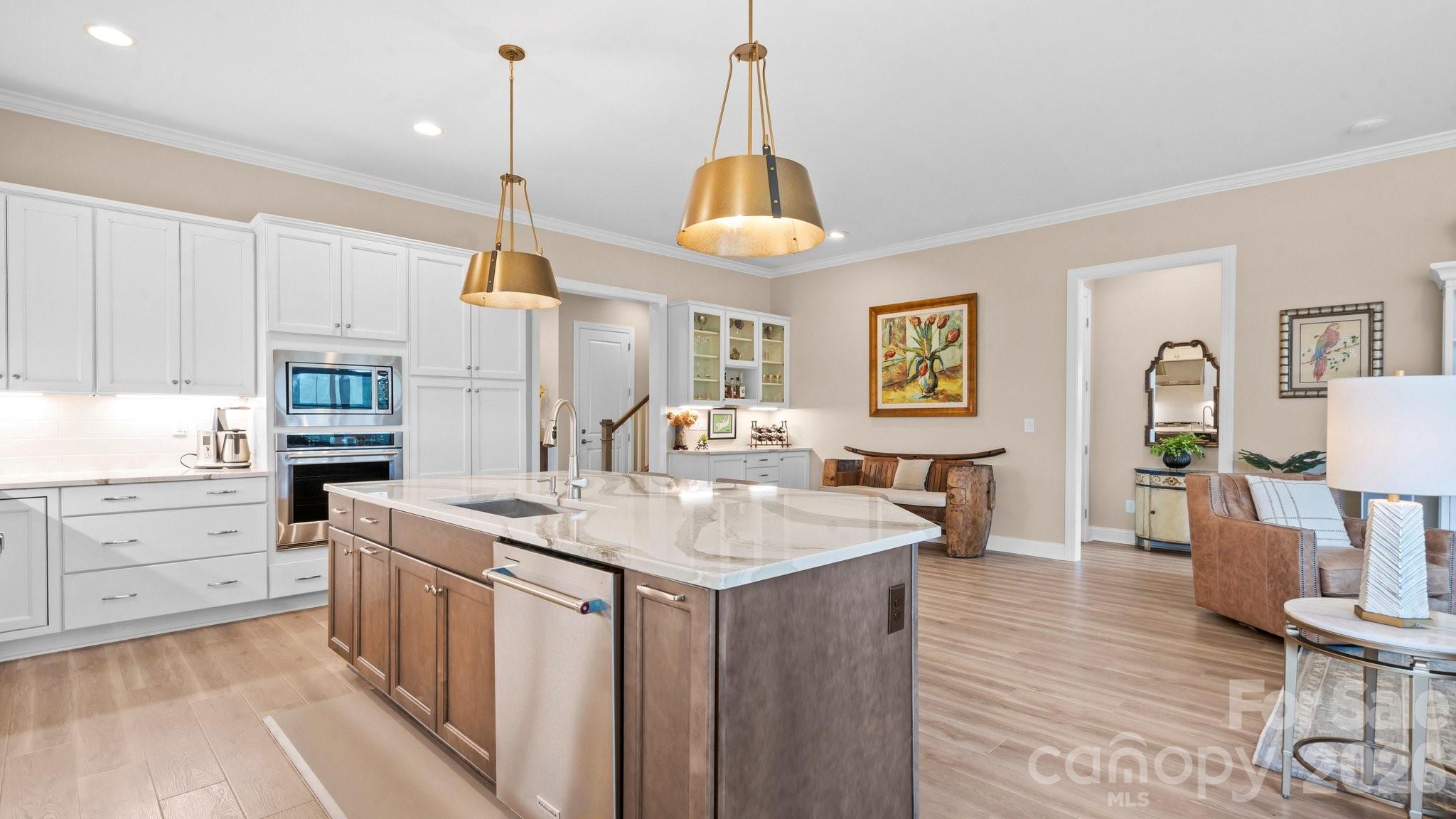 317 Hemlock Bluff Court — Denver