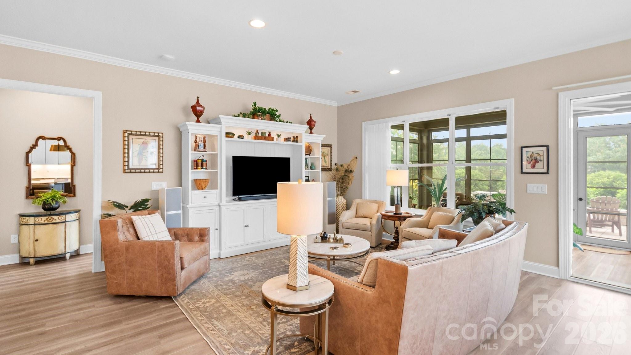 317 Hemlock Bluff Court — Denver