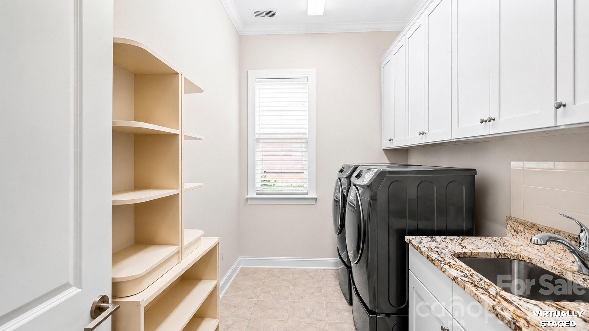 317 Hemlock Bluff Court — Denver